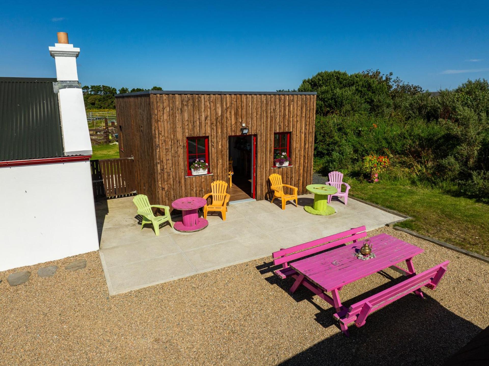 Geraghtys Farmyard Pods