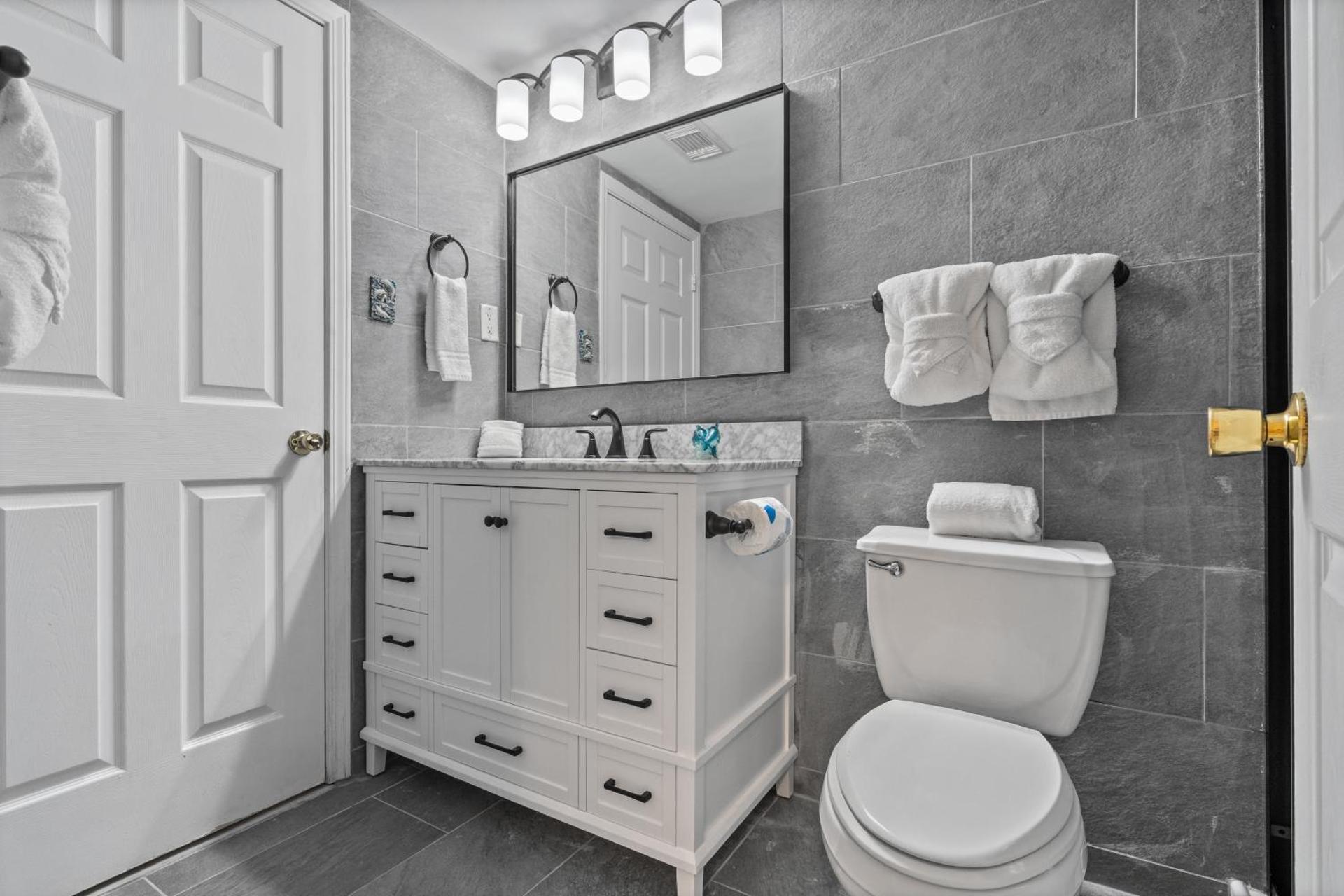 Royal Palms Unit 1205