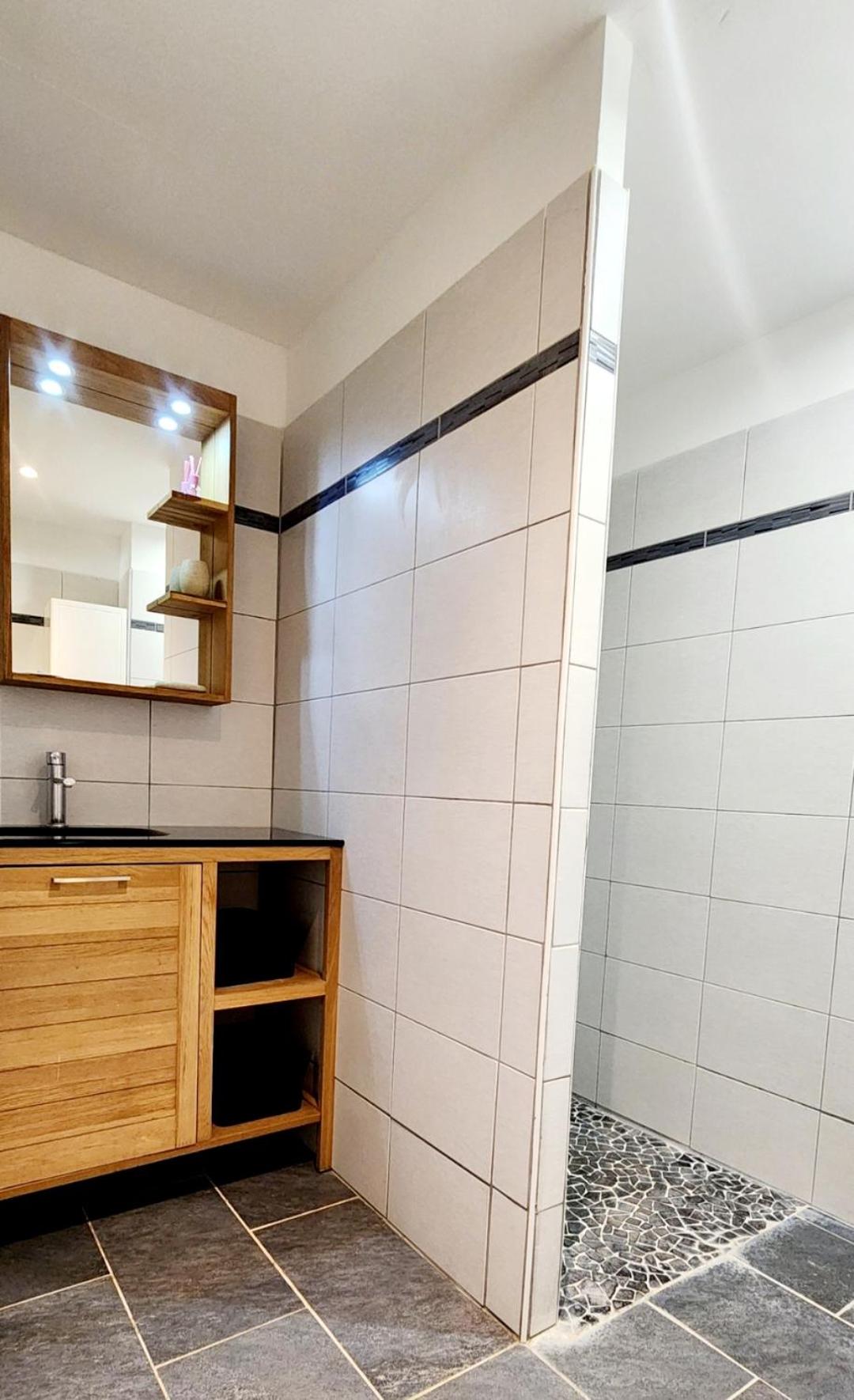 LOCATIONS RIVES DE SEUGNE - Claveau