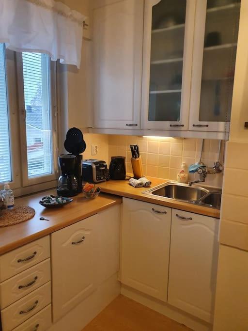 Viihtyisä kaksio torin laidalla 1-4 hengelle