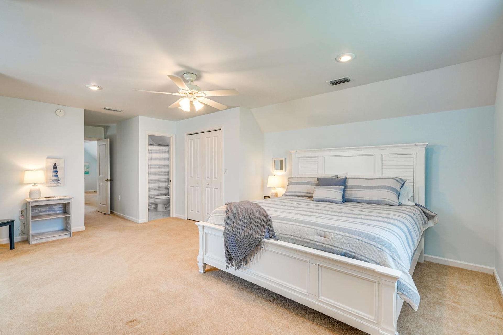 Walk to Bay and Dtwn Port St Joe Paradise with Grill!