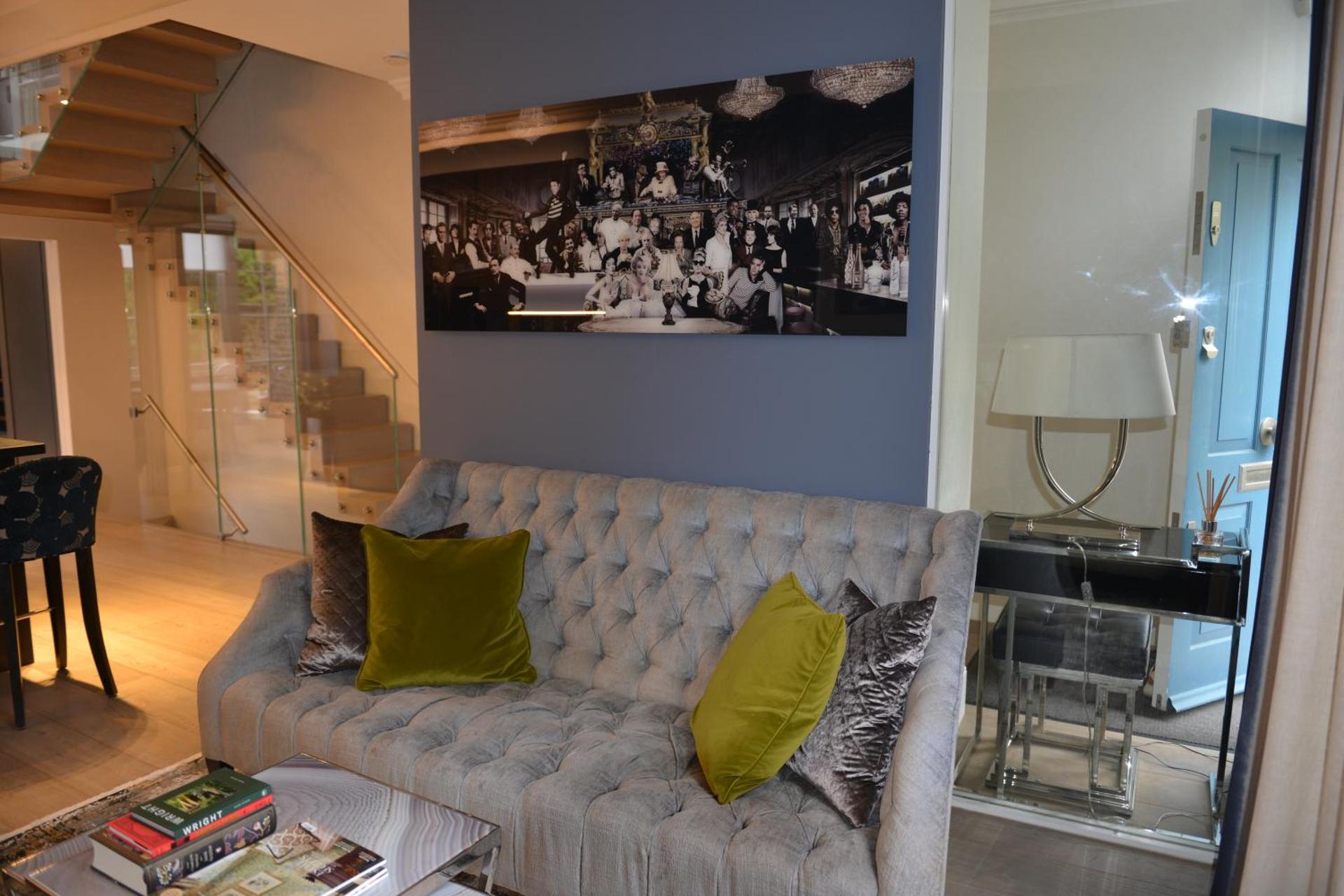 Luxury 4 Bedrooms 5 Baths 2 Receptions Family House with Garden Chelsea