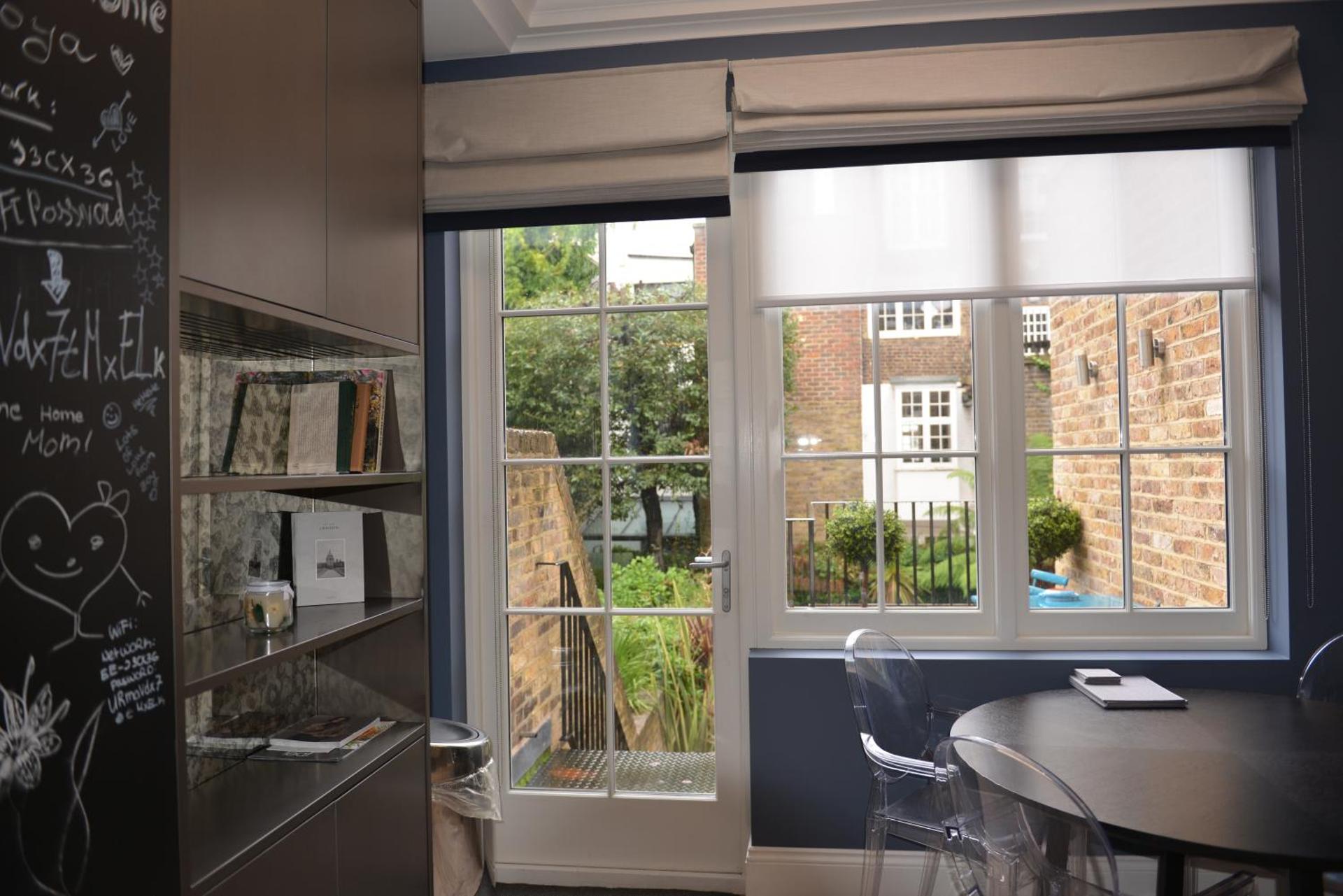 Luxury 4 Bedrooms 5 Baths 2 Receptions Family House with Garden Chelsea