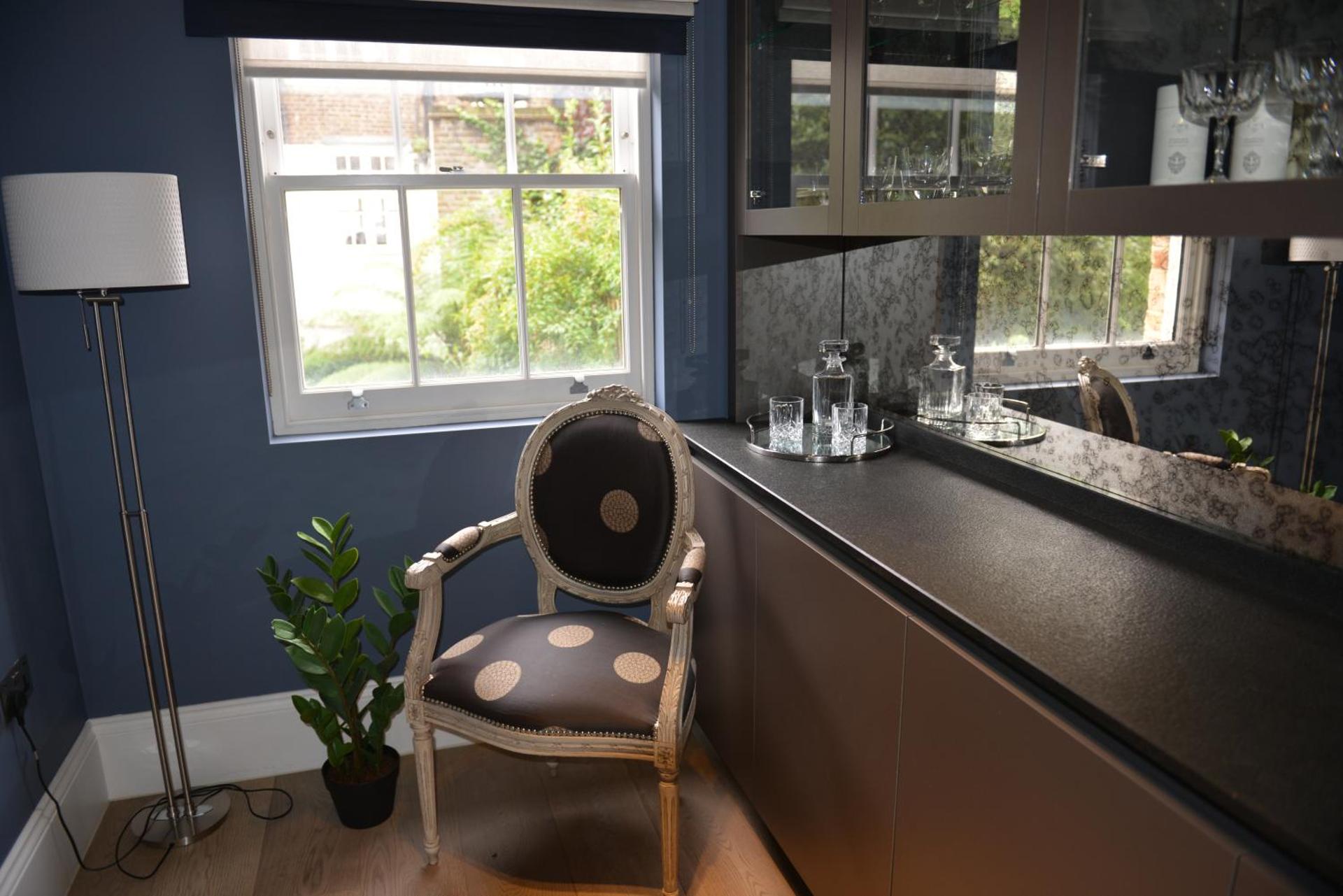 Luxury 4 Bedrooms 5 Baths 2 Receptions Family House with Garden Chelsea