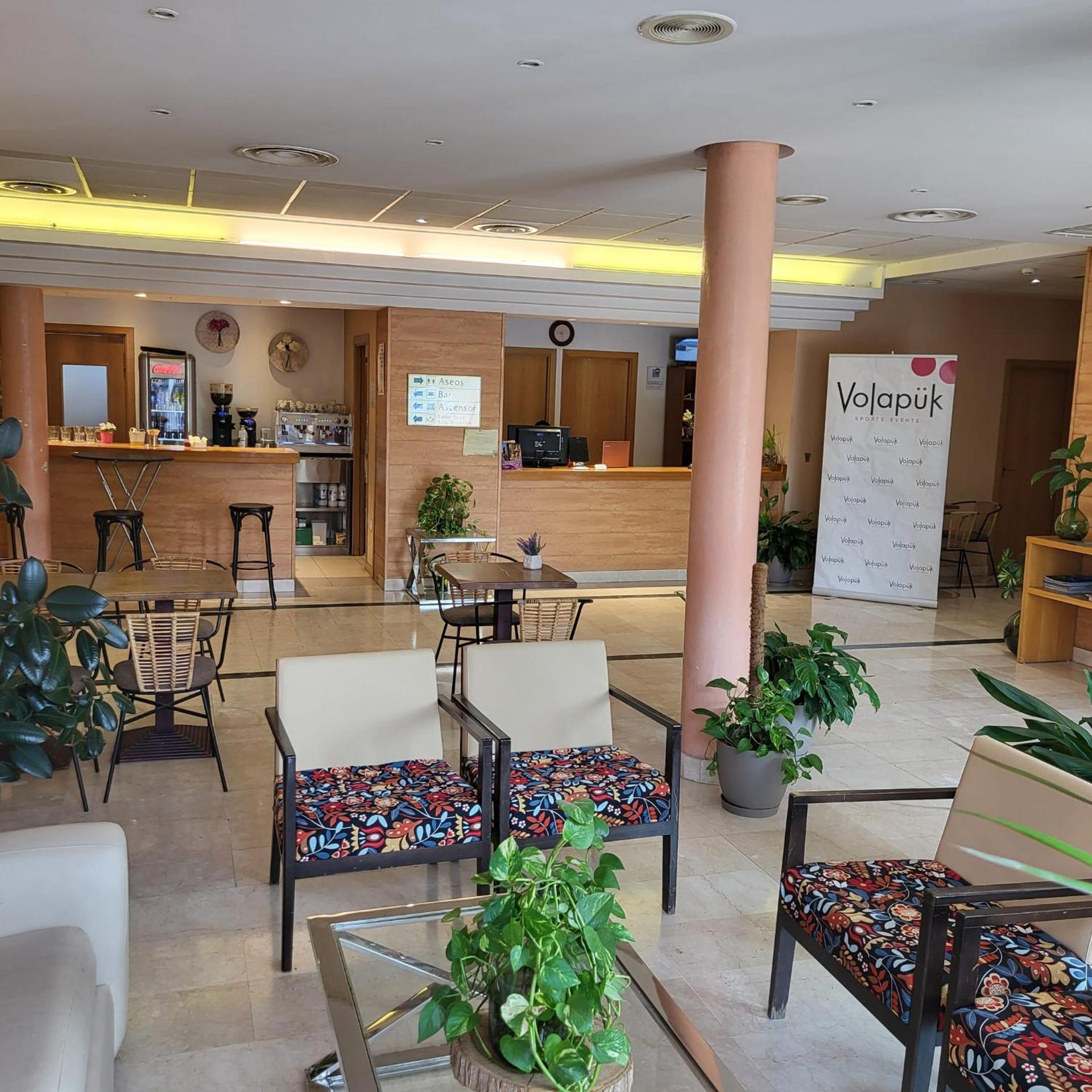 Communal lounge/ TV room