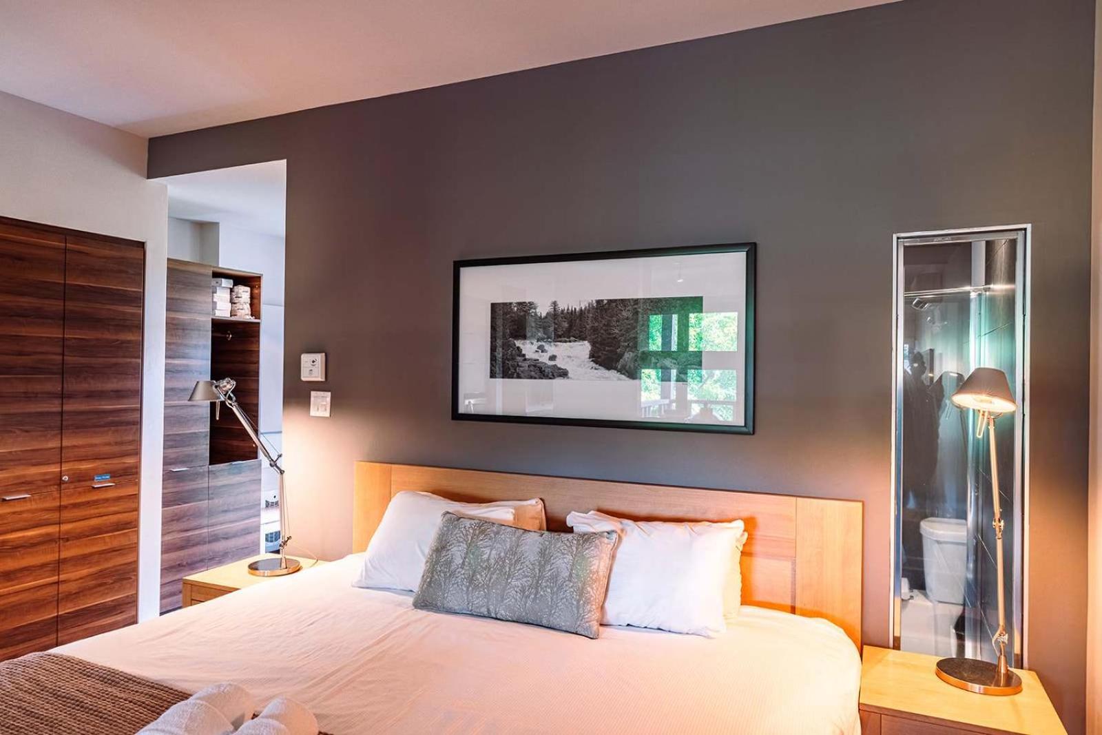 Lakefront Mountain View - Resort Access Loft