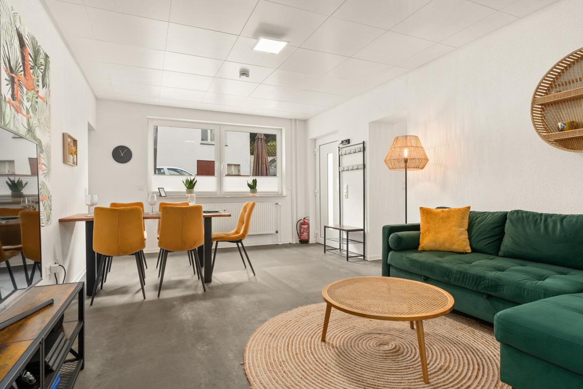 Communal lounge/ TV room