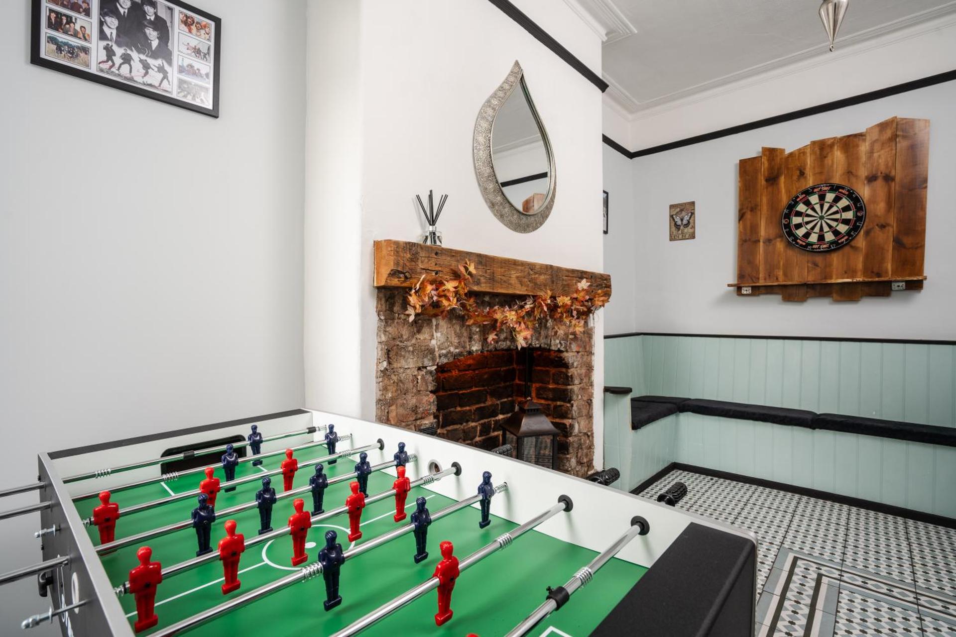 Communal lounge/ TV room