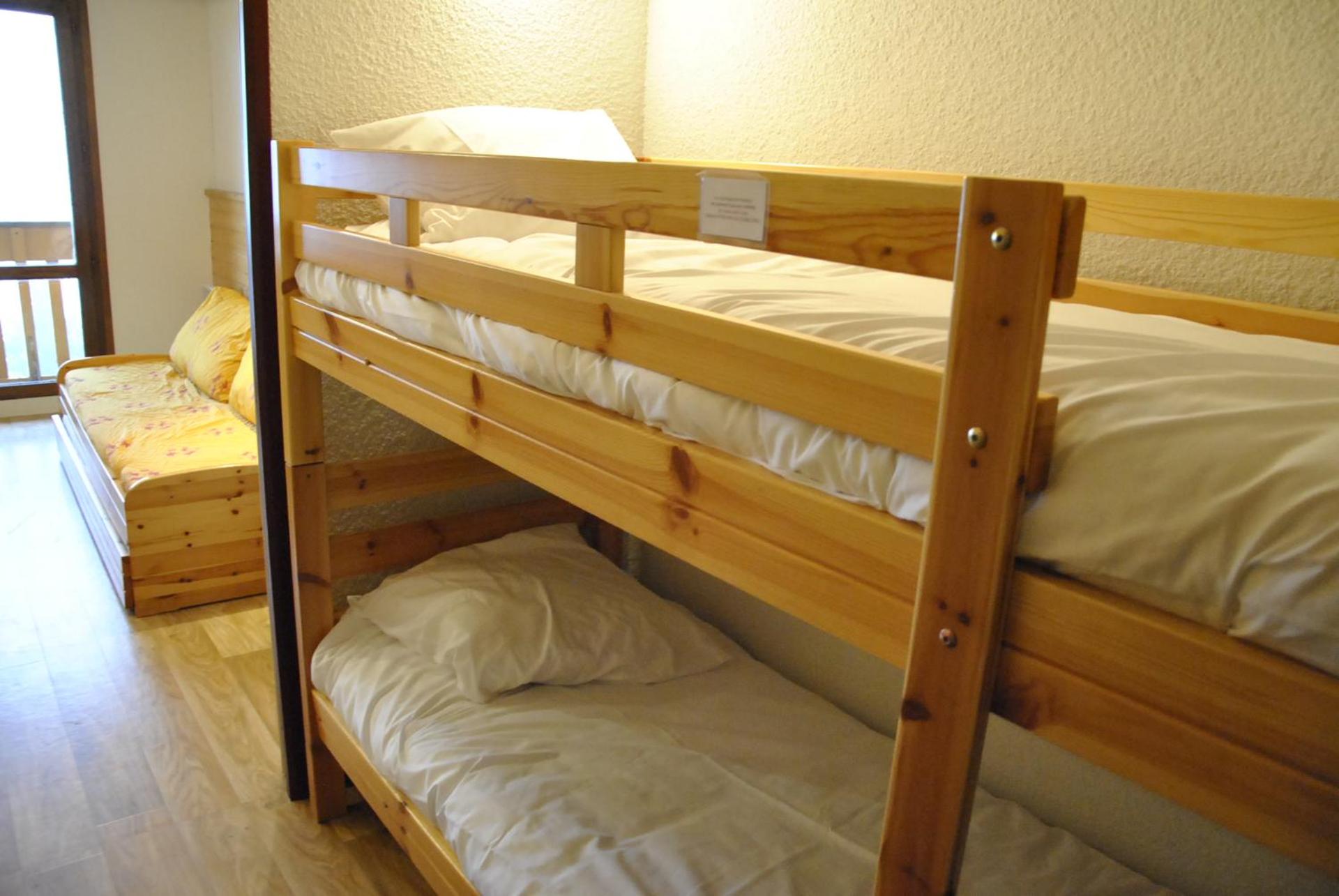 bunk bed