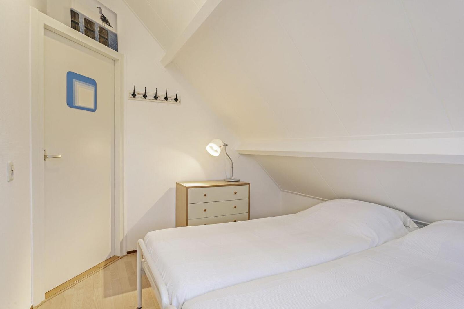 Zuiderdiep 37 - Noordzeepark Ouddorp NOT INTENDED FOR COMPANY OR WORK-RELATED STAYS