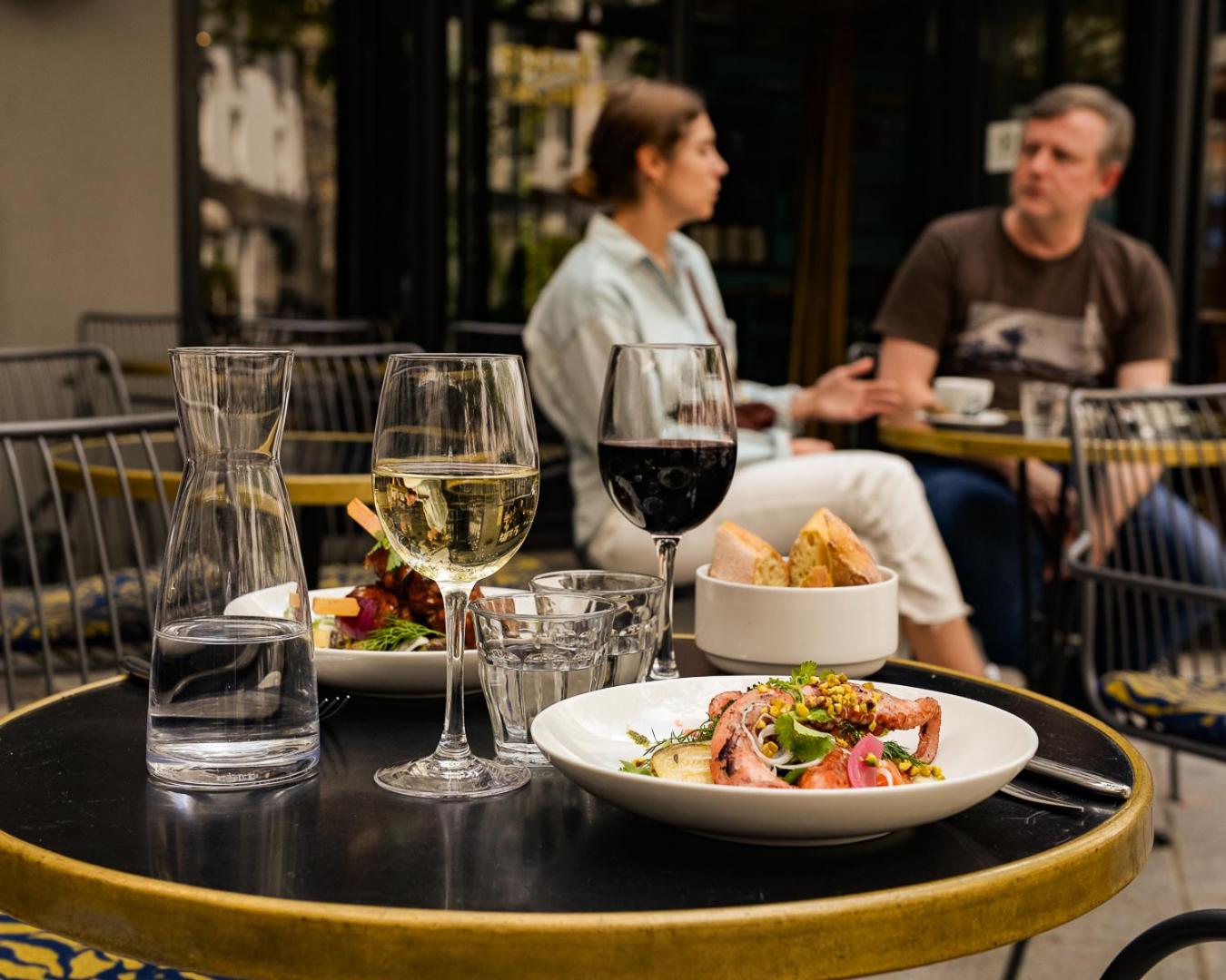 Restaurant/places to eat