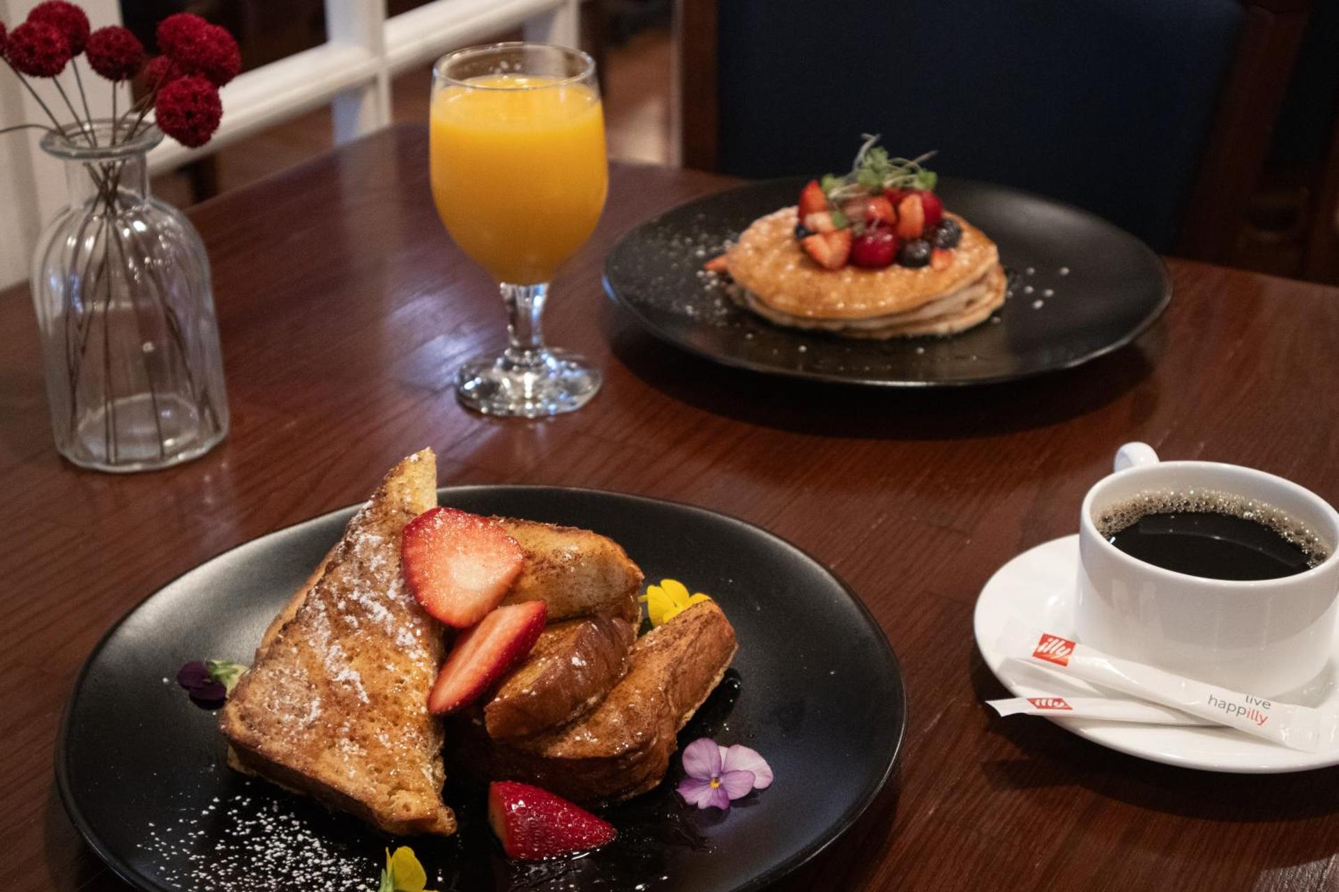 Restaurant/places to eat