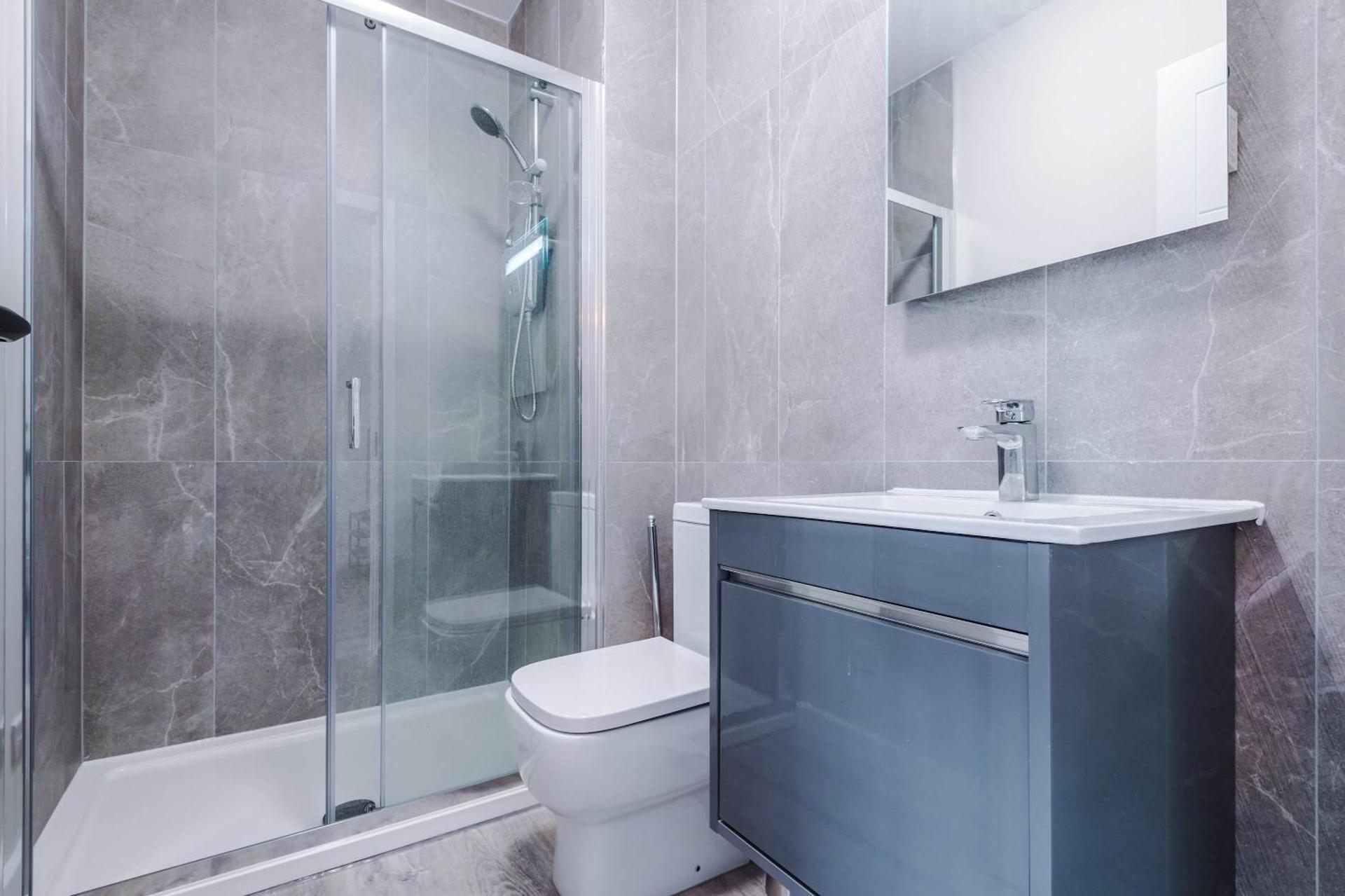 Elysée Suites - Spacious Studio in Southport