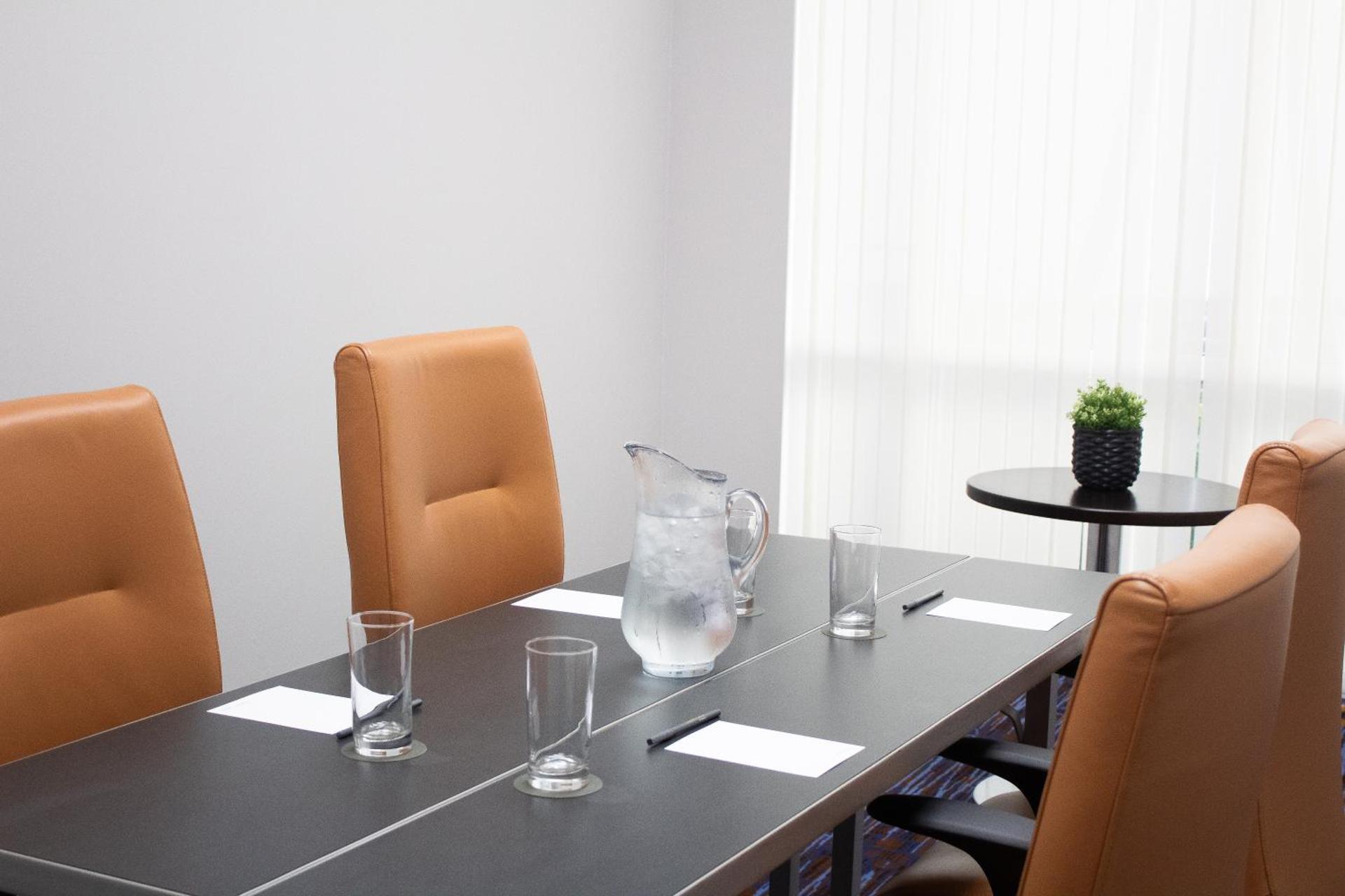 Meeting/conference room