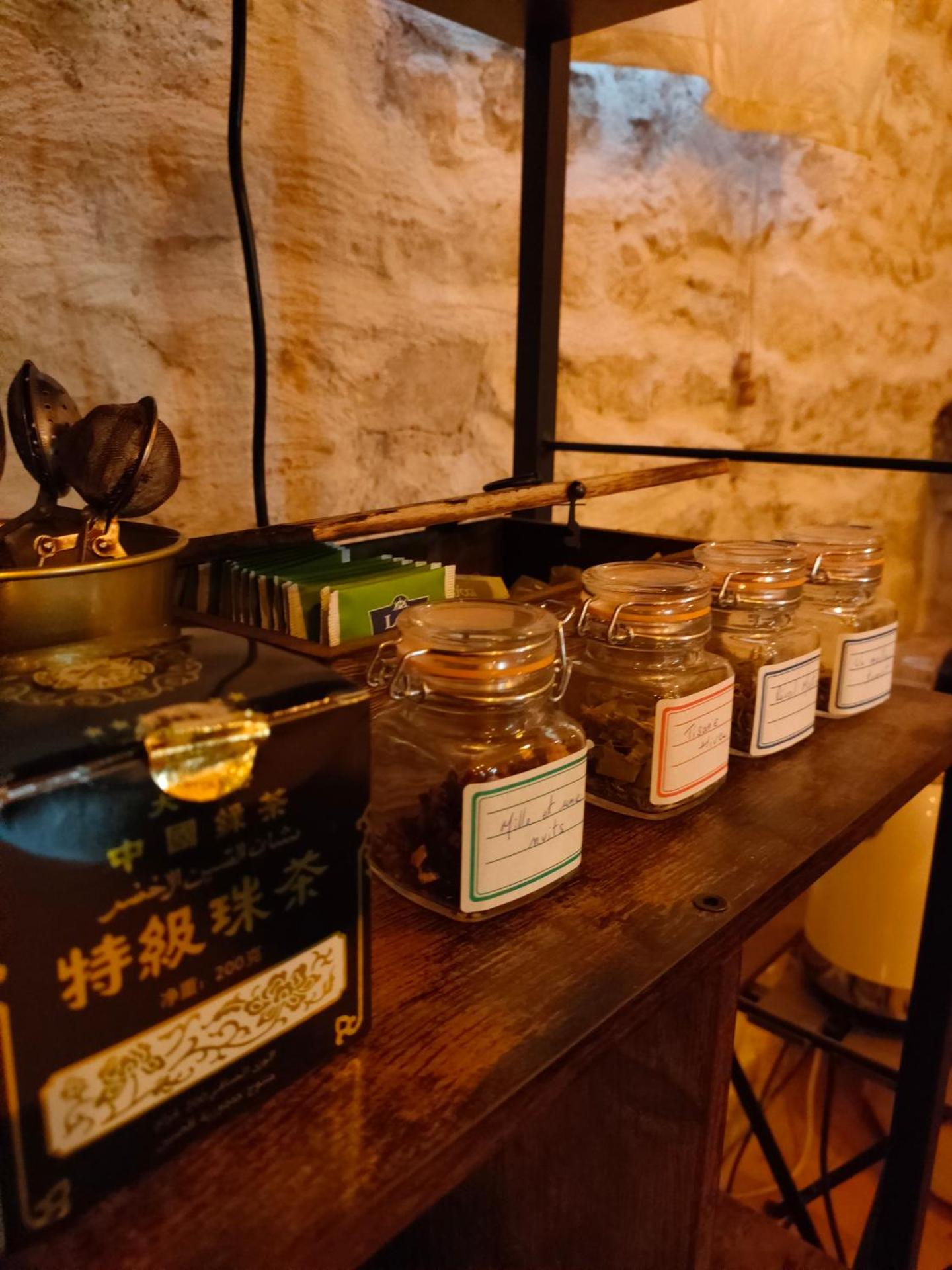 Coffee/tea facilities