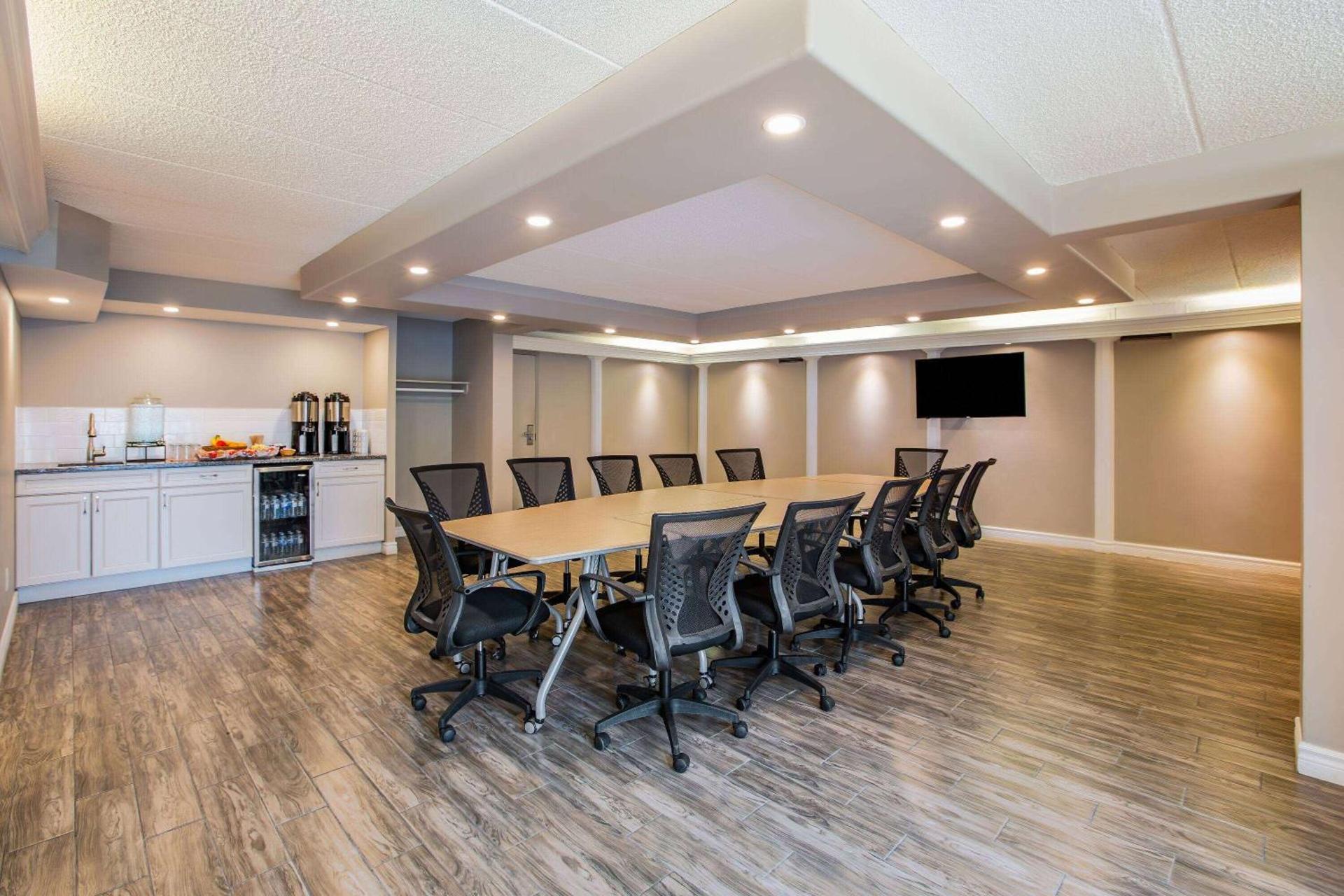 Meeting/conference room