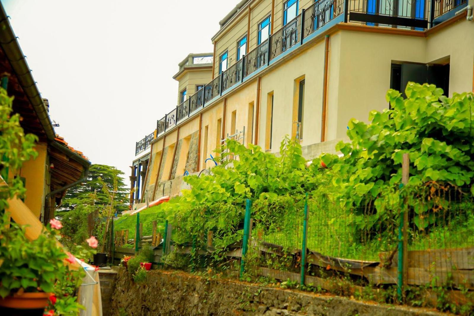 The Courtyard Retreat