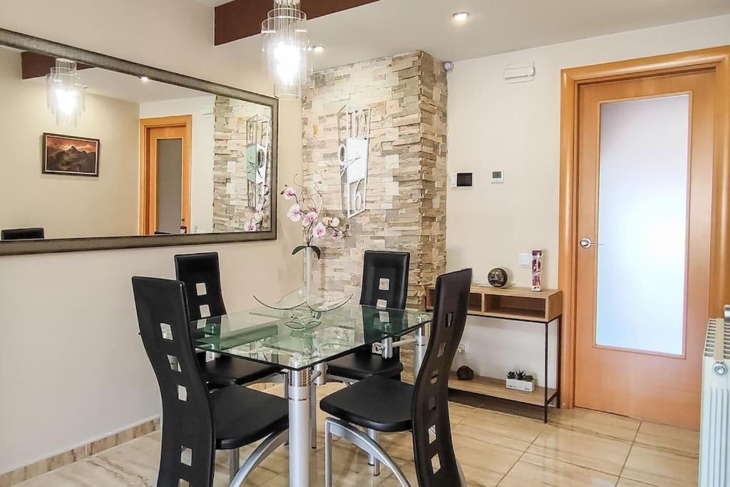 Fee4Me Comfortable flat near the sea