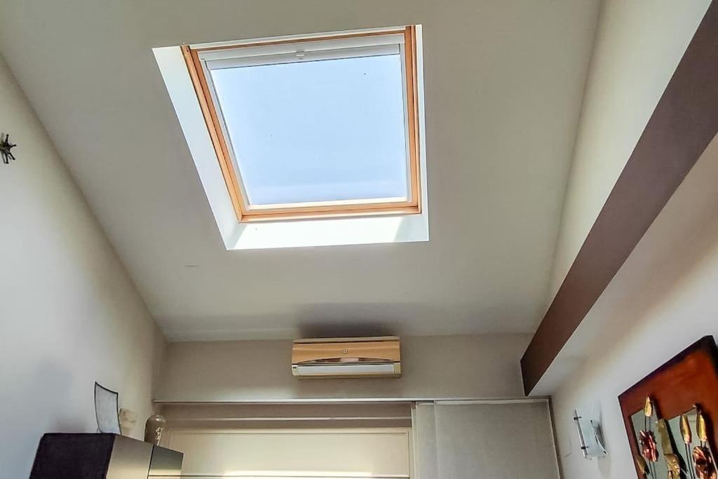 Fee4Me Comfortable flat near the sea