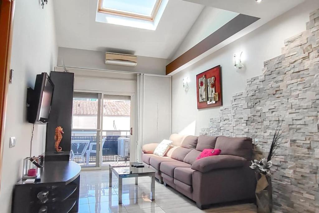 Fee4Me Comfortable flat near the sea