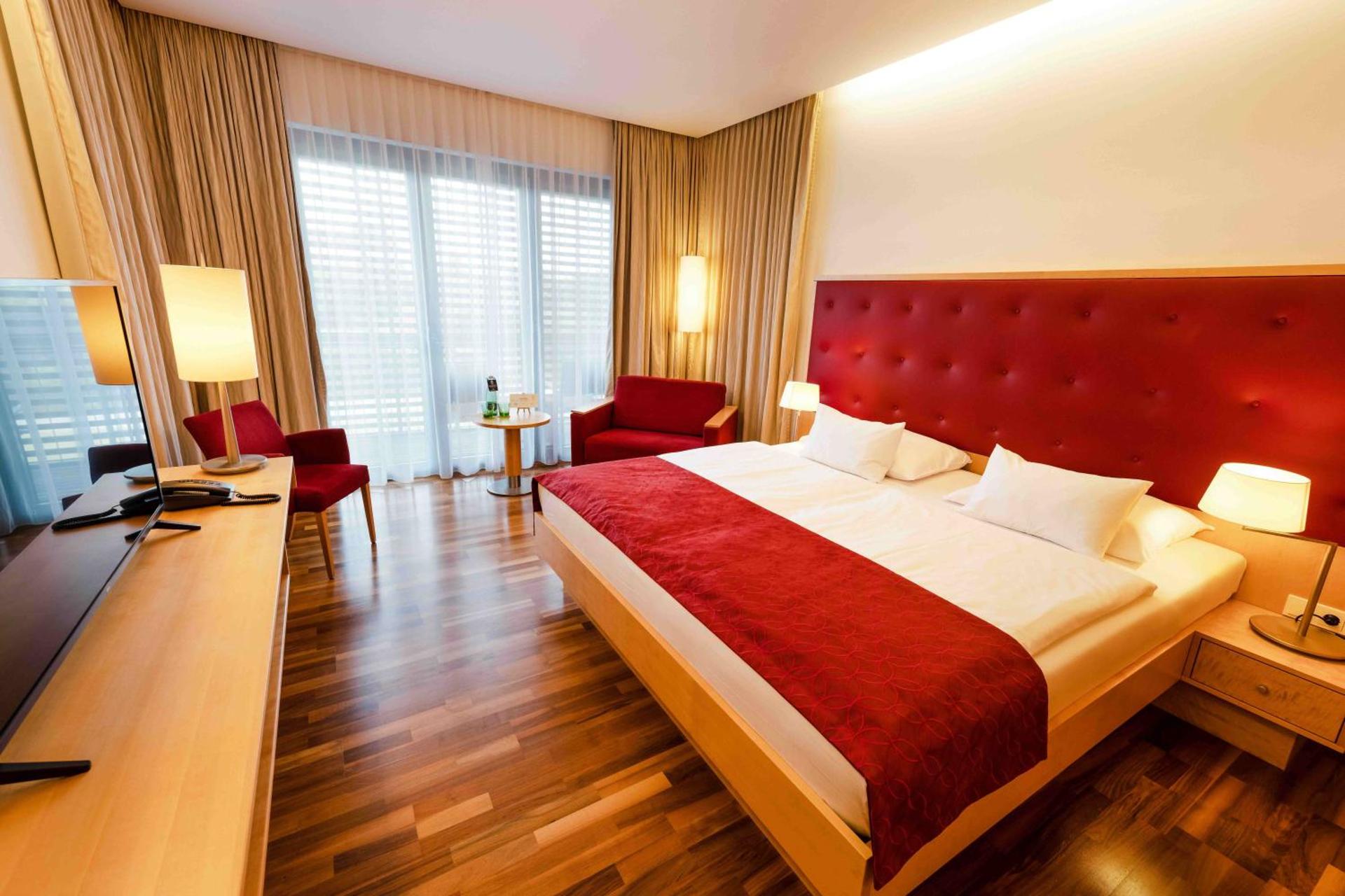 Therme Laa Hotel Silent Spa Villas