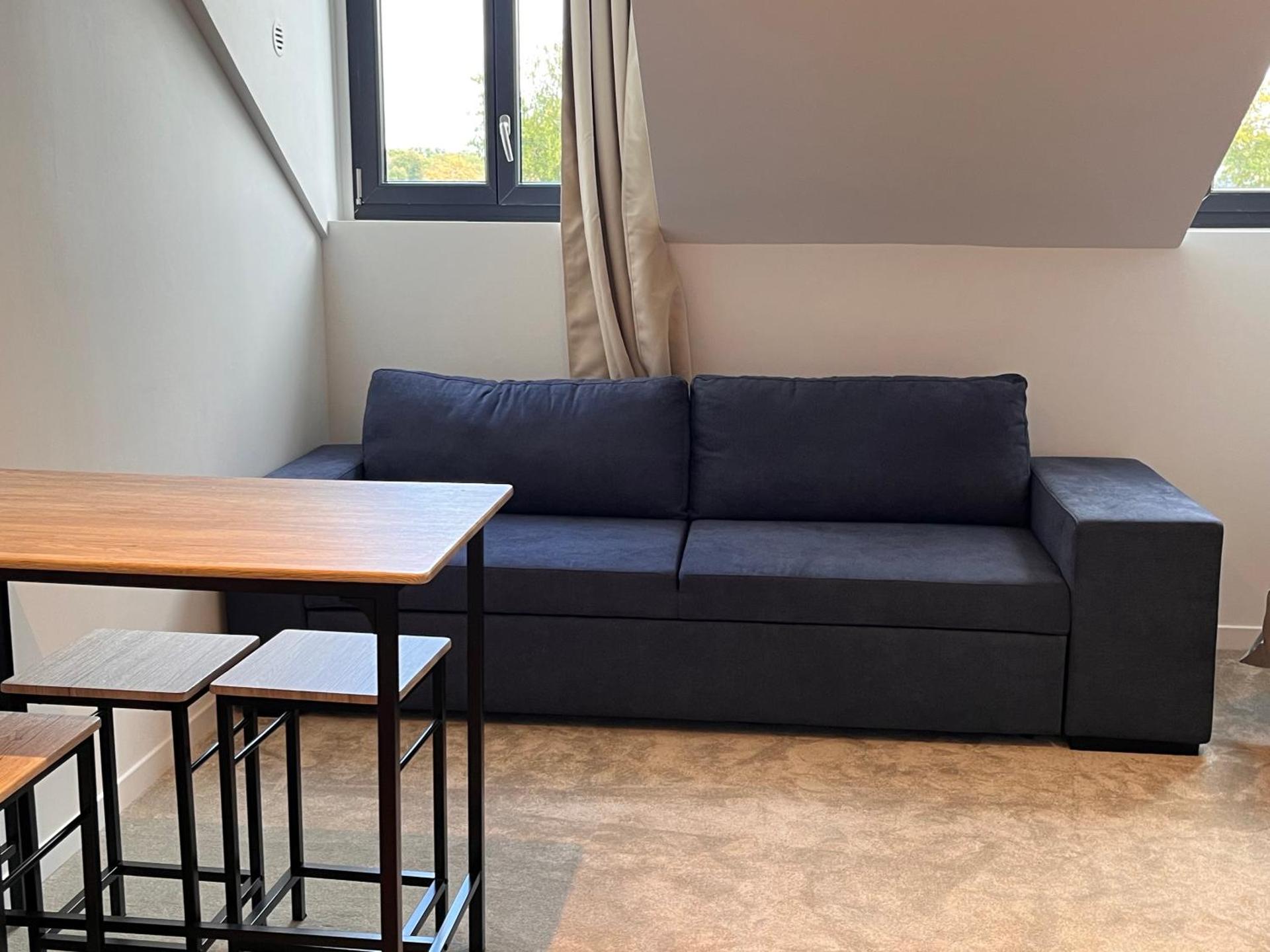 HDG Hôtel Gare de L'Isle Adam Appart's Hotel