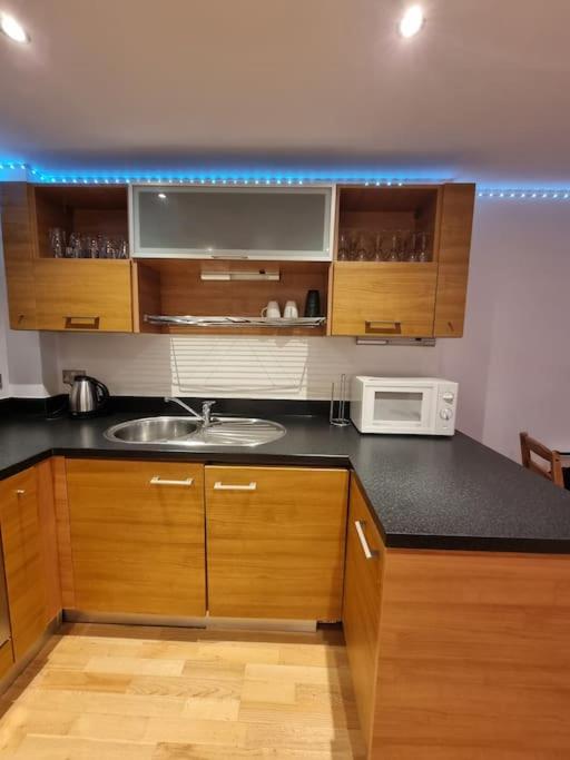 Modern apartment by Leeds dock