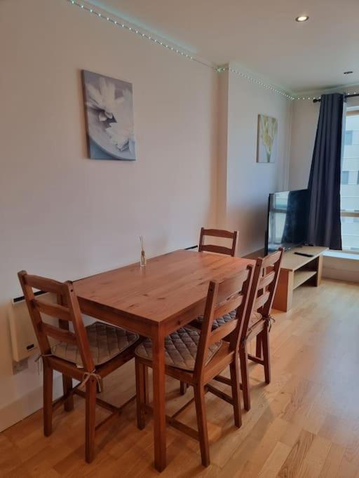 Modern apartment by Leeds dock