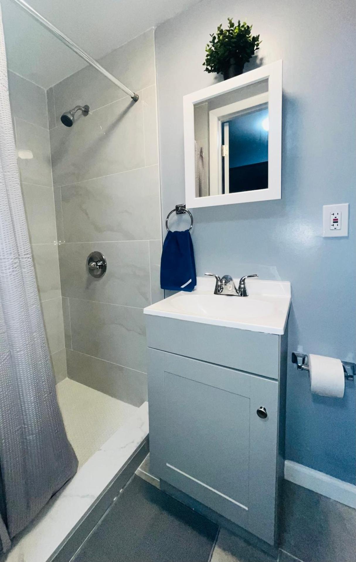 Cozy Apartments close to New York City