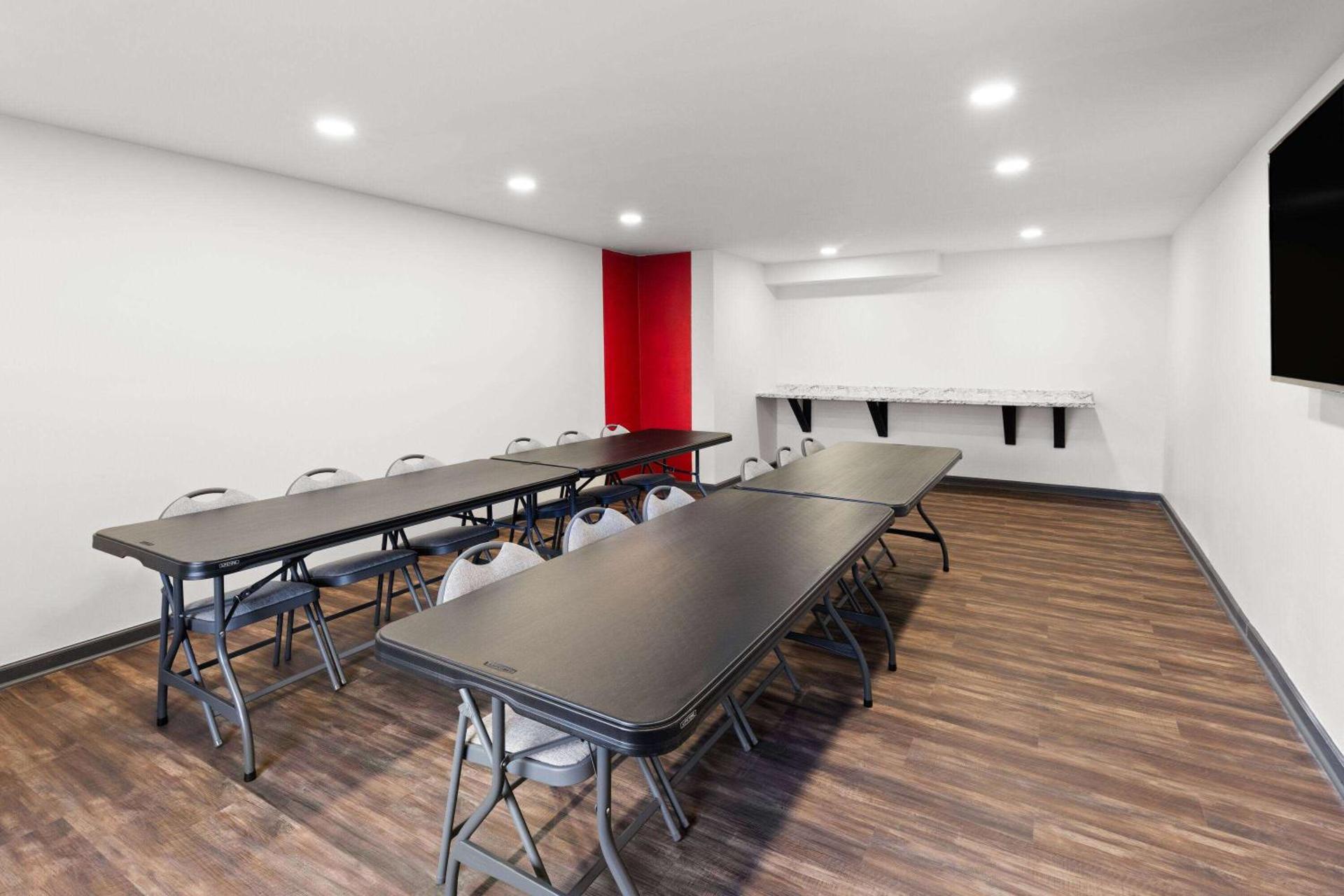Meeting/conference room