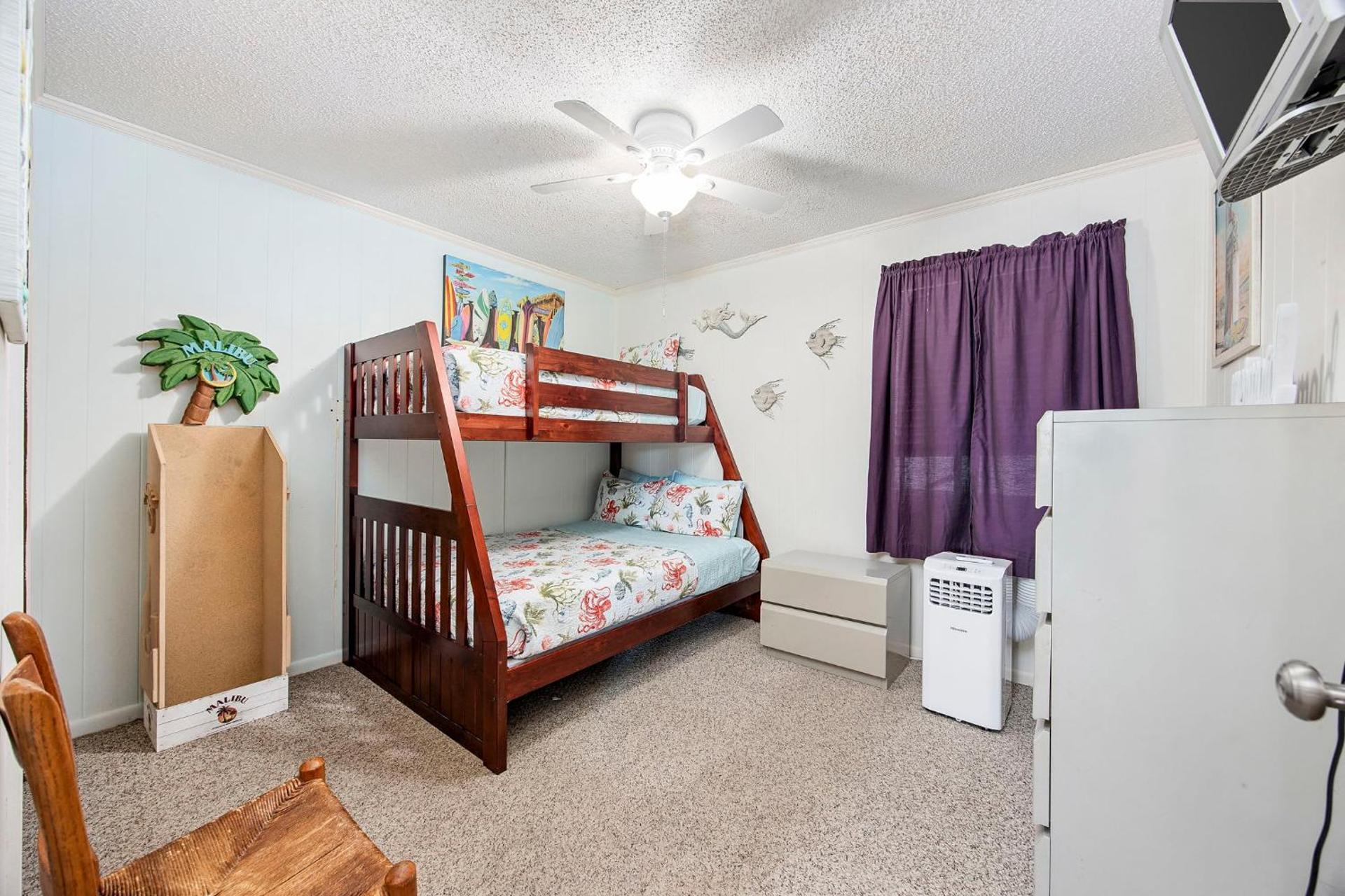 A Place At The Beach II - 1 block from the ocean