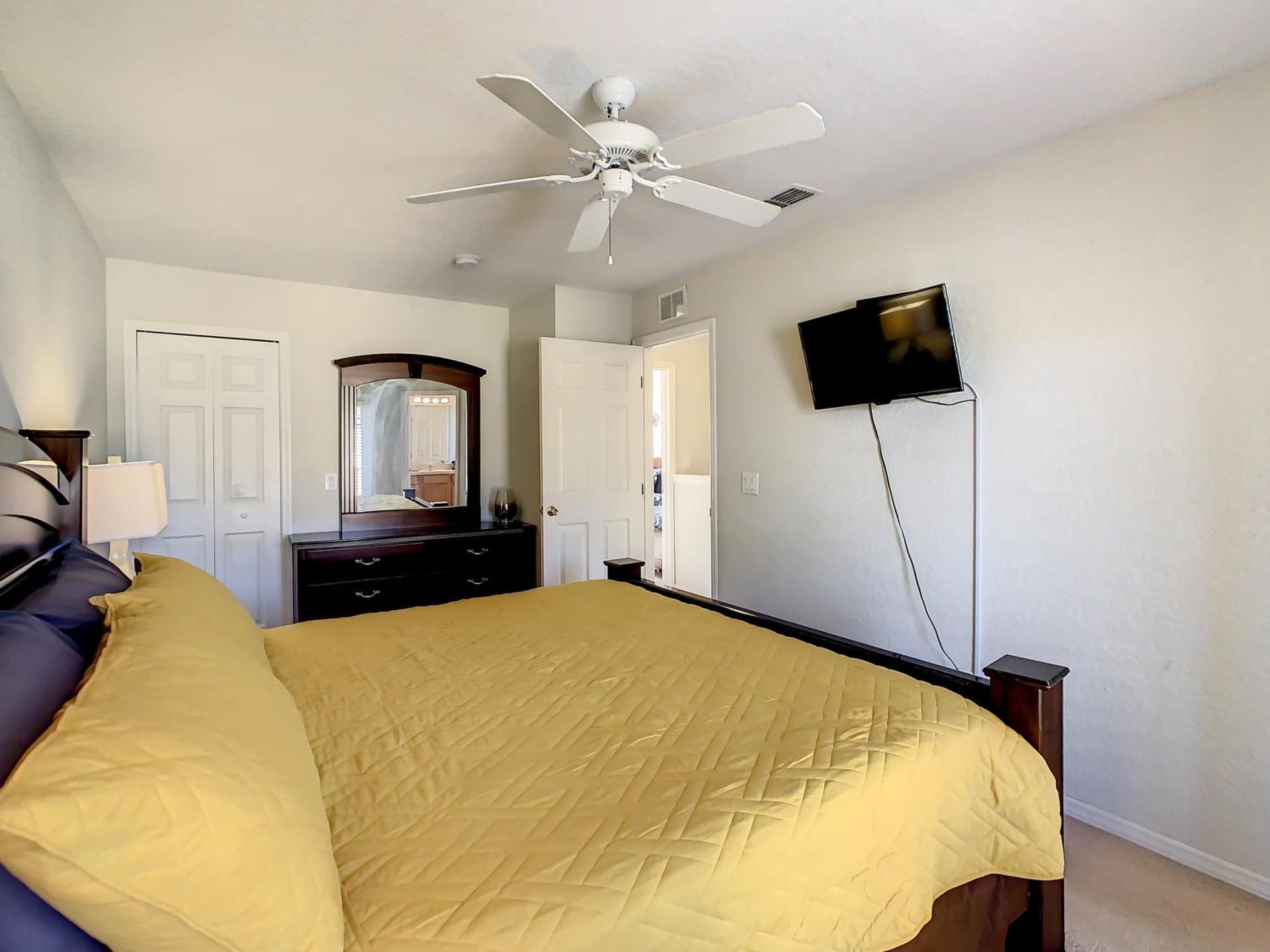 Charming & Cozy Getaway! Lazy River!