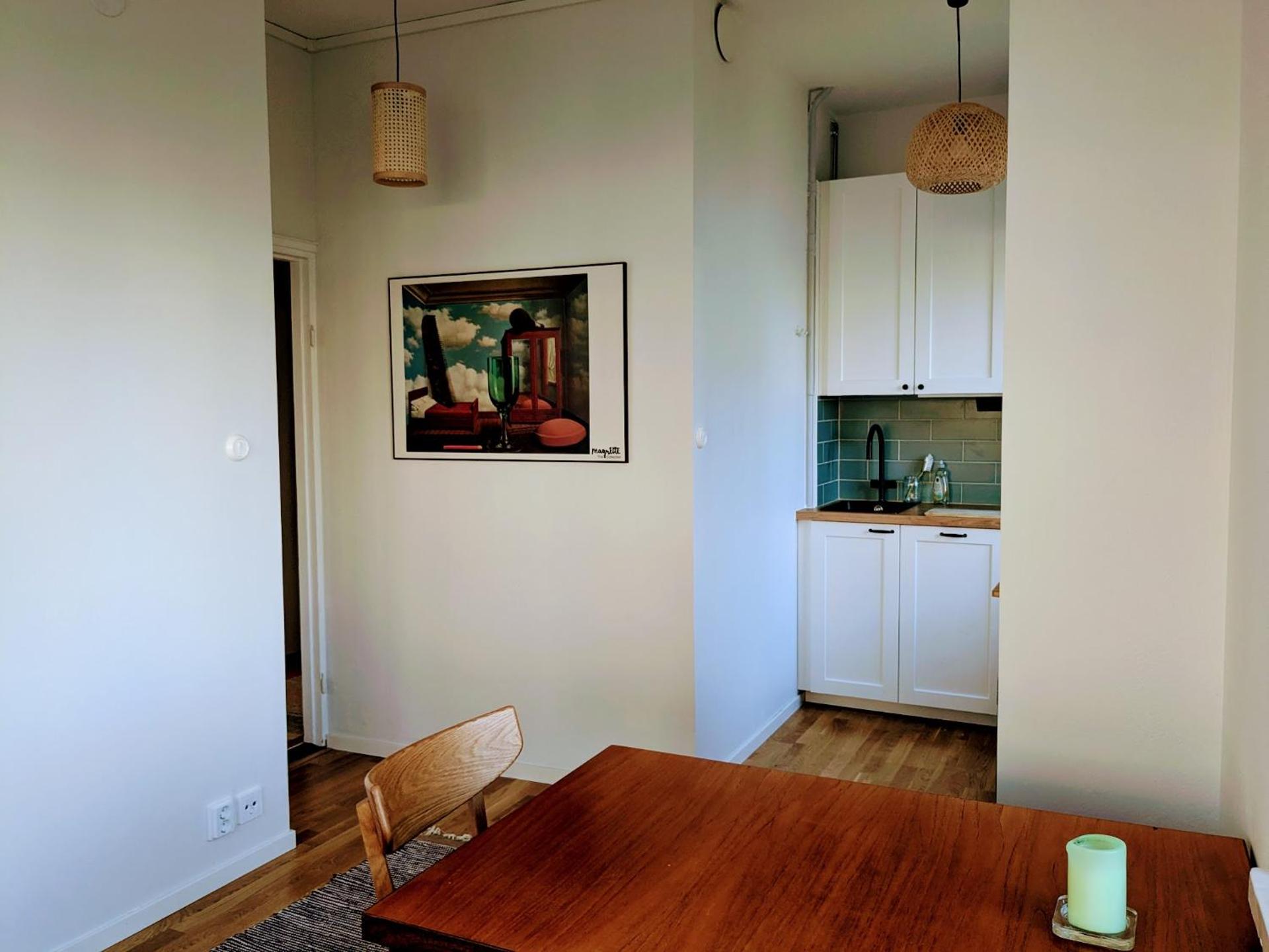 Kitchen or kitchenette