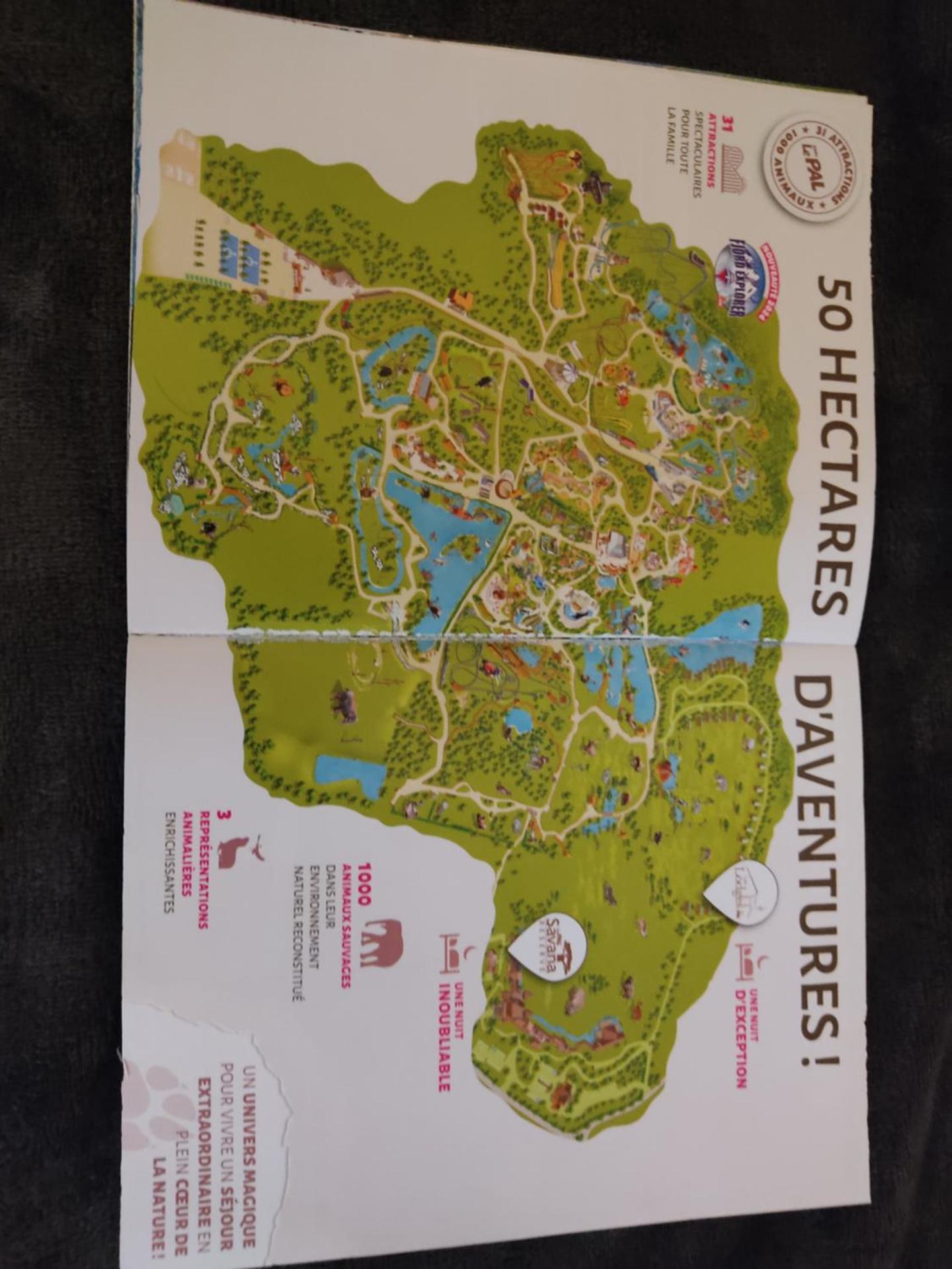 PETIT MAS COSY DU BORD DE LOIRE a 15 MM DU PARC LE PAL