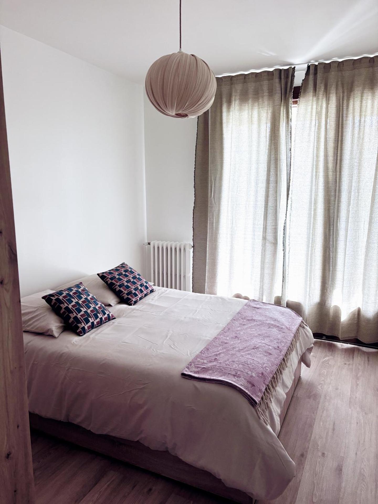 Appartement 79m2 proche Airbus tout confort lumineux 2 chambres, 1 bureau