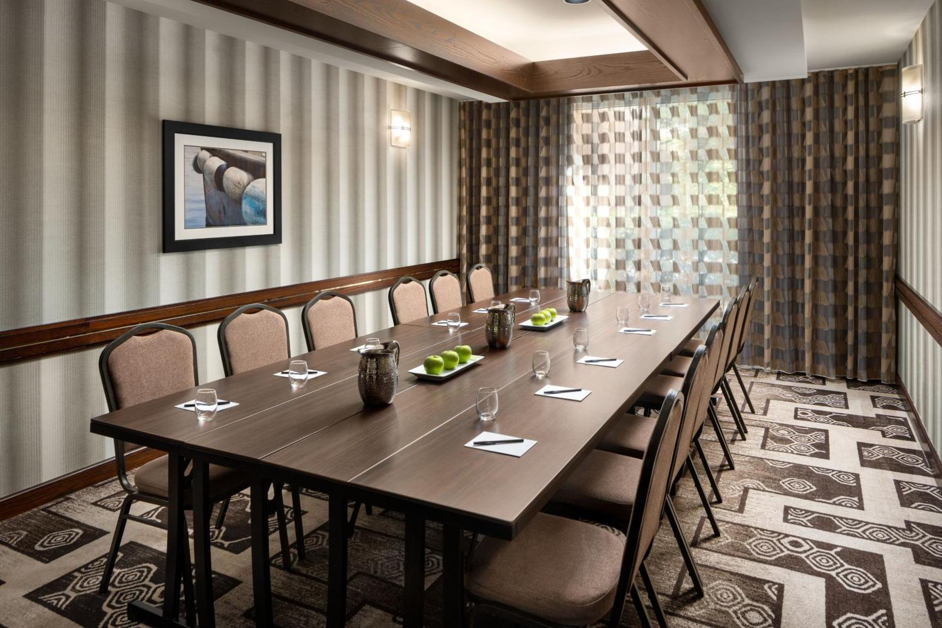 Meeting/conference room