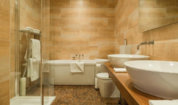 Deluxe Double Room with Bath