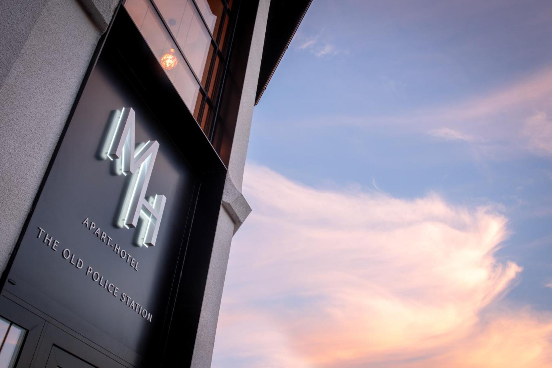 Property logo or sign