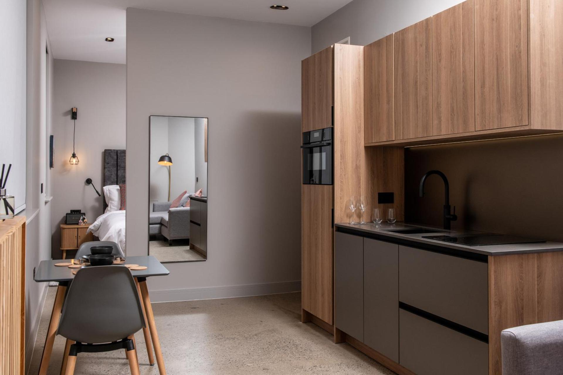 Kitchen or kitchenette