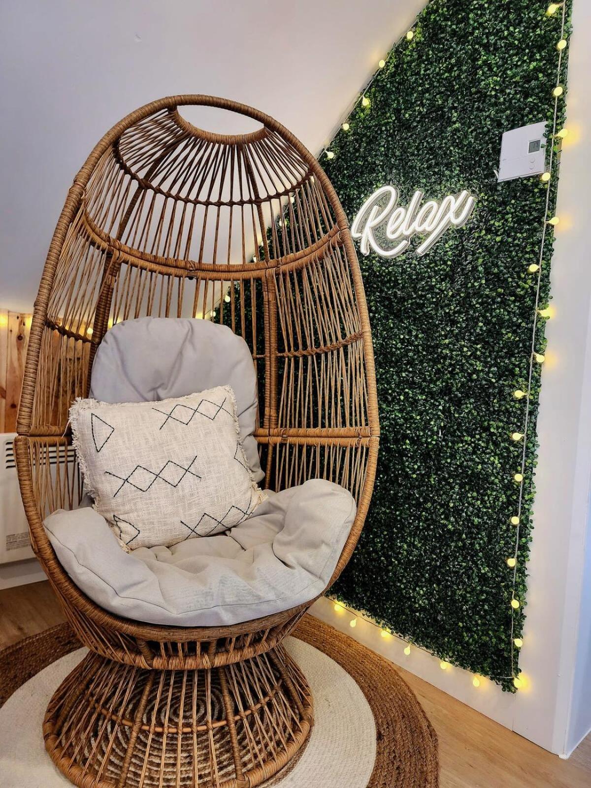 Lovely Boho Spa Sauna AC and Free Parking