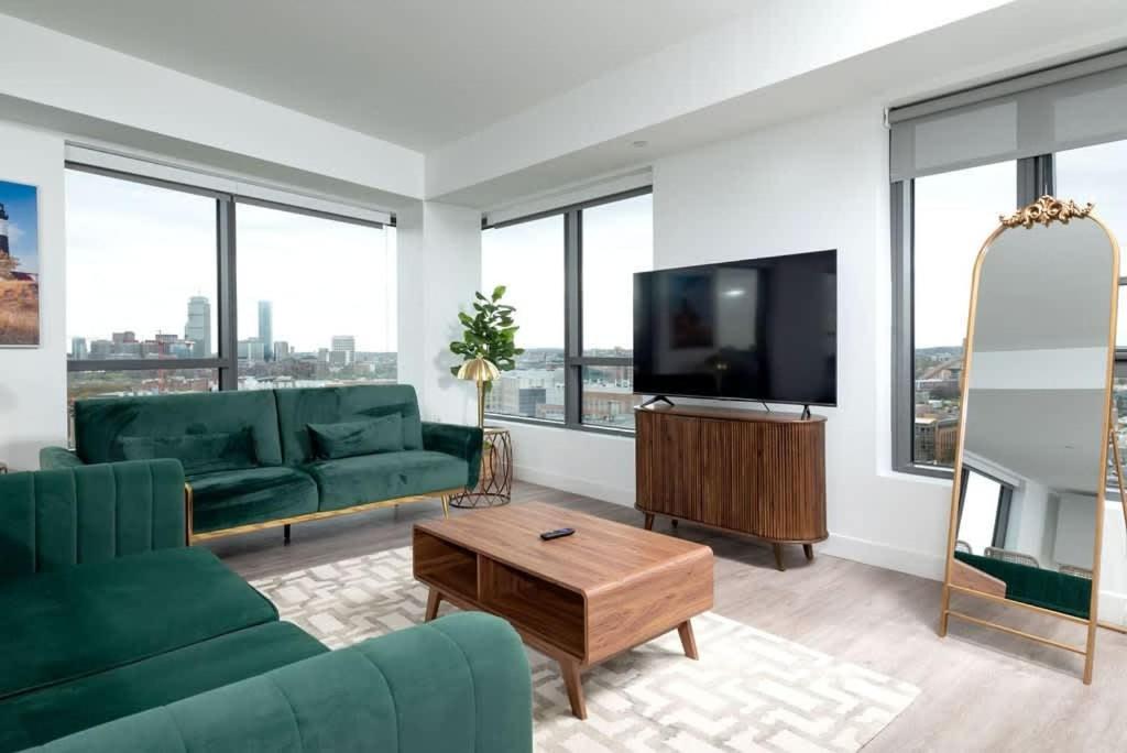 Central Square Penthouse near MIT Harvard Wi-Fi & GYM