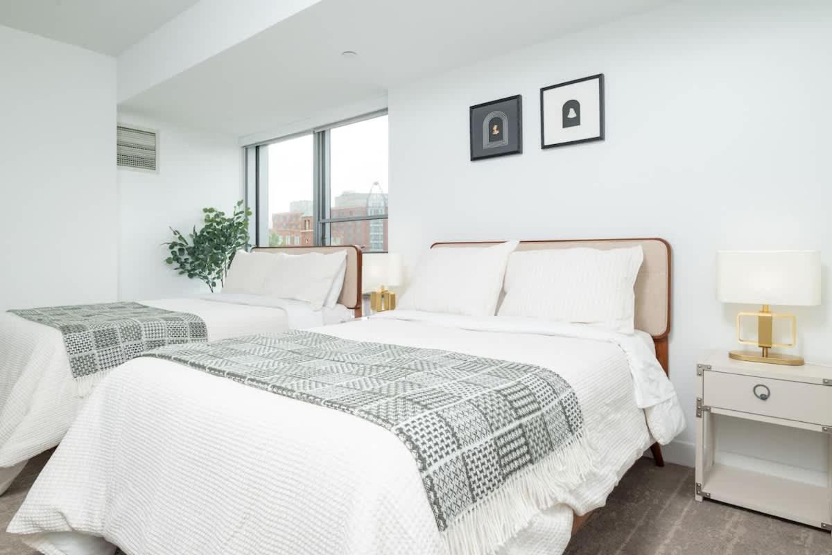 Central Space to Balance Life Work Play 7 Sleeps