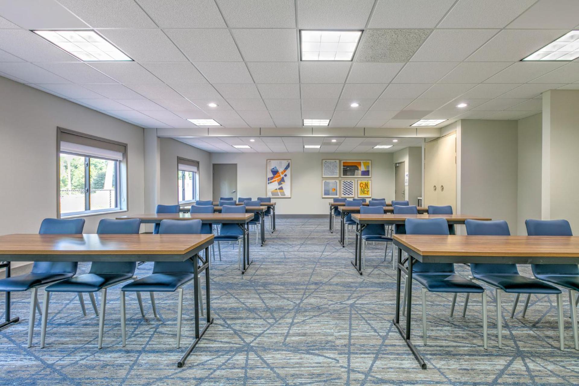 Meeting/conference room