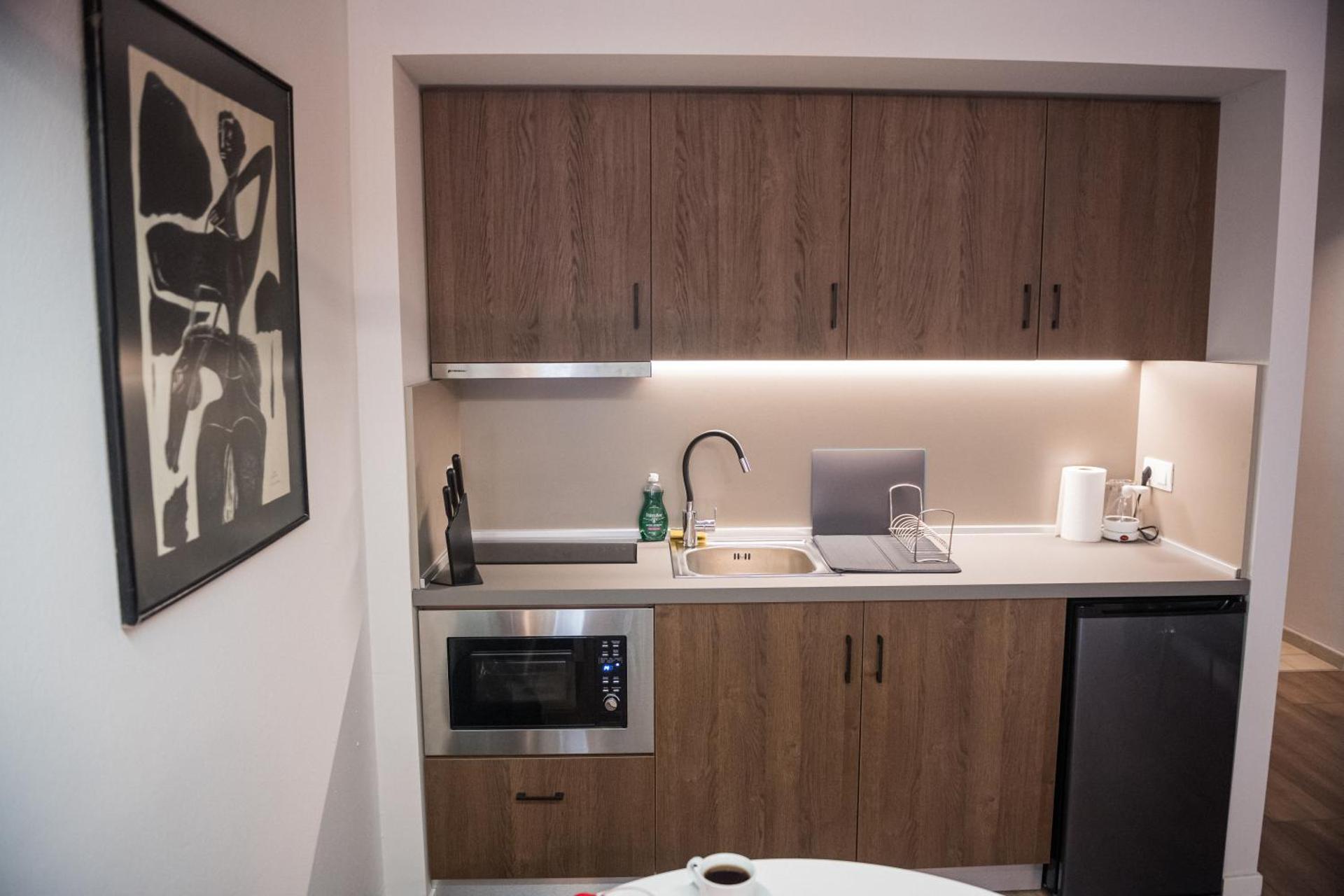 Kitchen or kitchenette