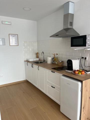 ALZIRA BONITA AMPLIO APARTAMENTO 25 CON HABiTACION Y VISTAS AL RIO JUCAR