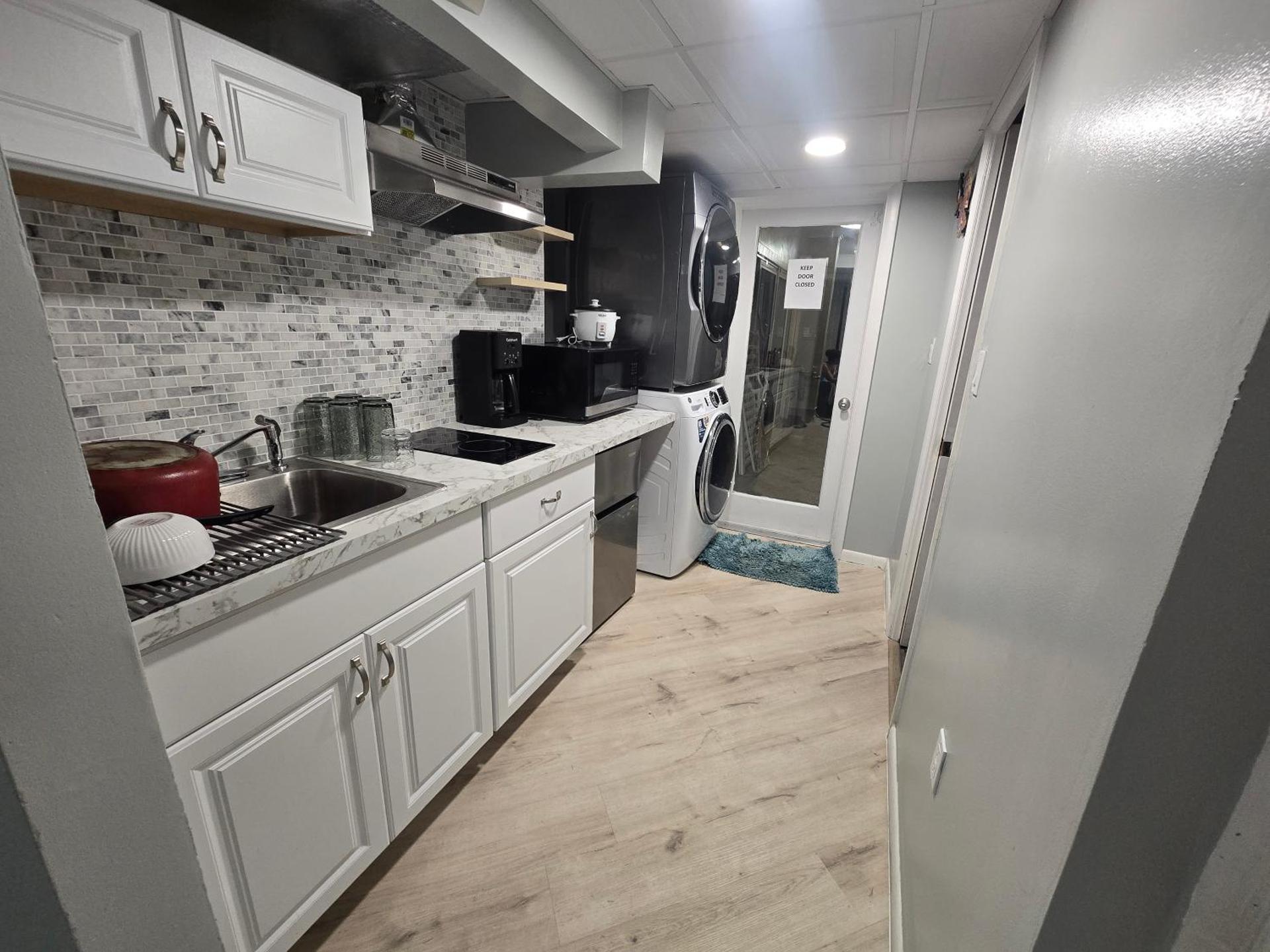 3 bedroom w indoor pool hotub