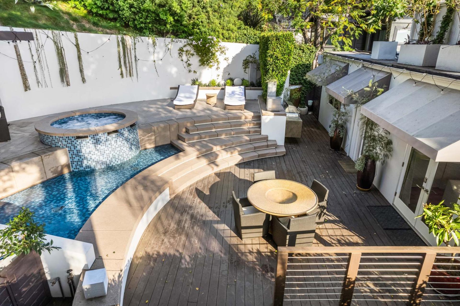 West Hollywood Hills Jacuzzi and Beautiful View