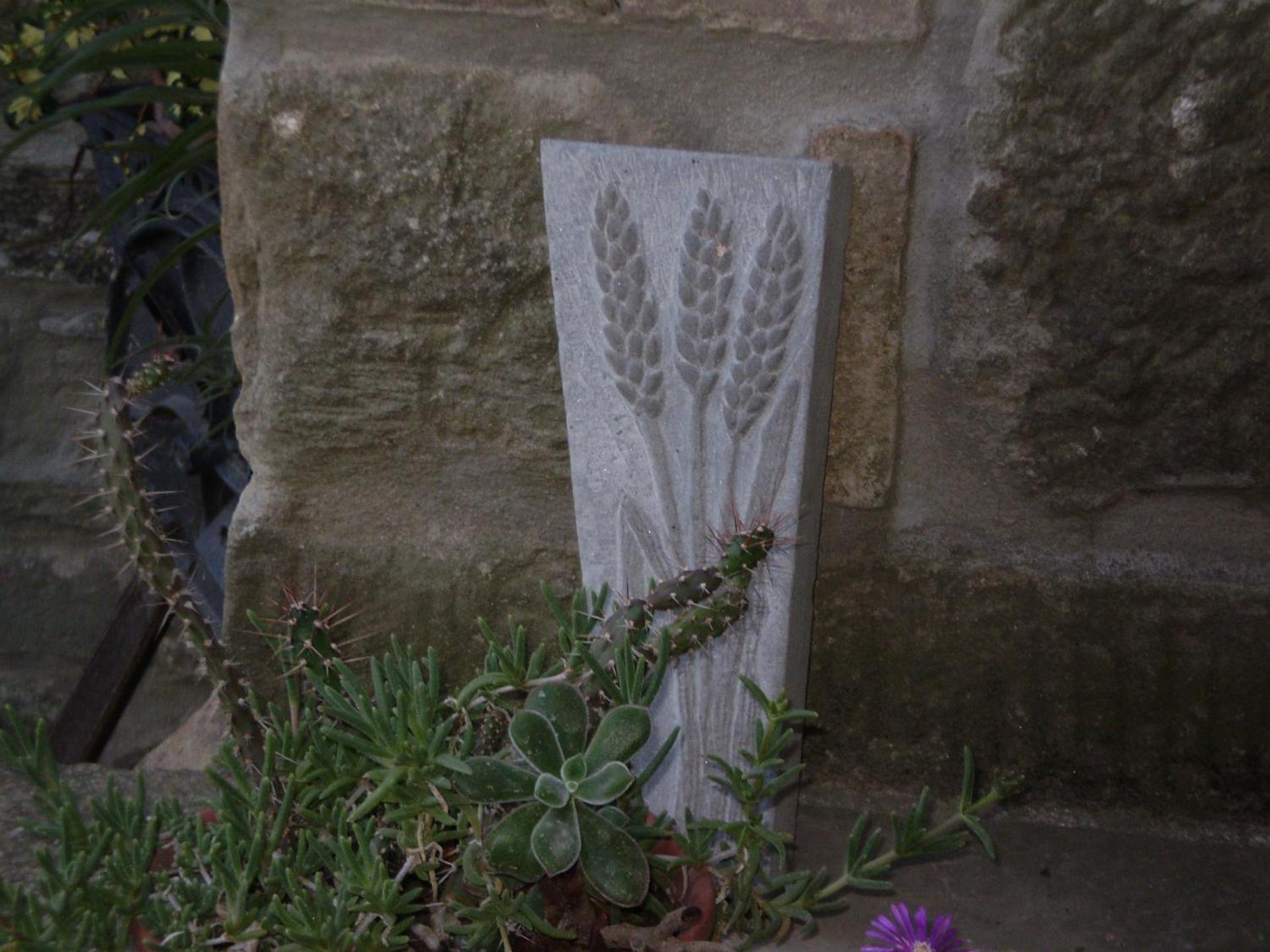 Logo/Certificate/Sign