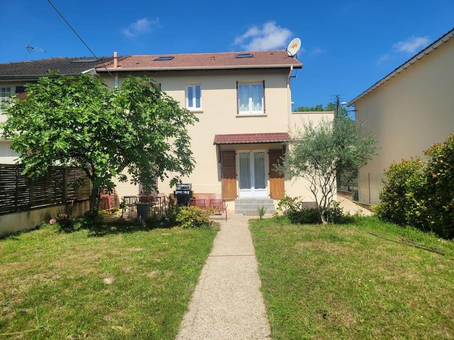 Charmant appartement 35 m2 avec terrasse et jardin