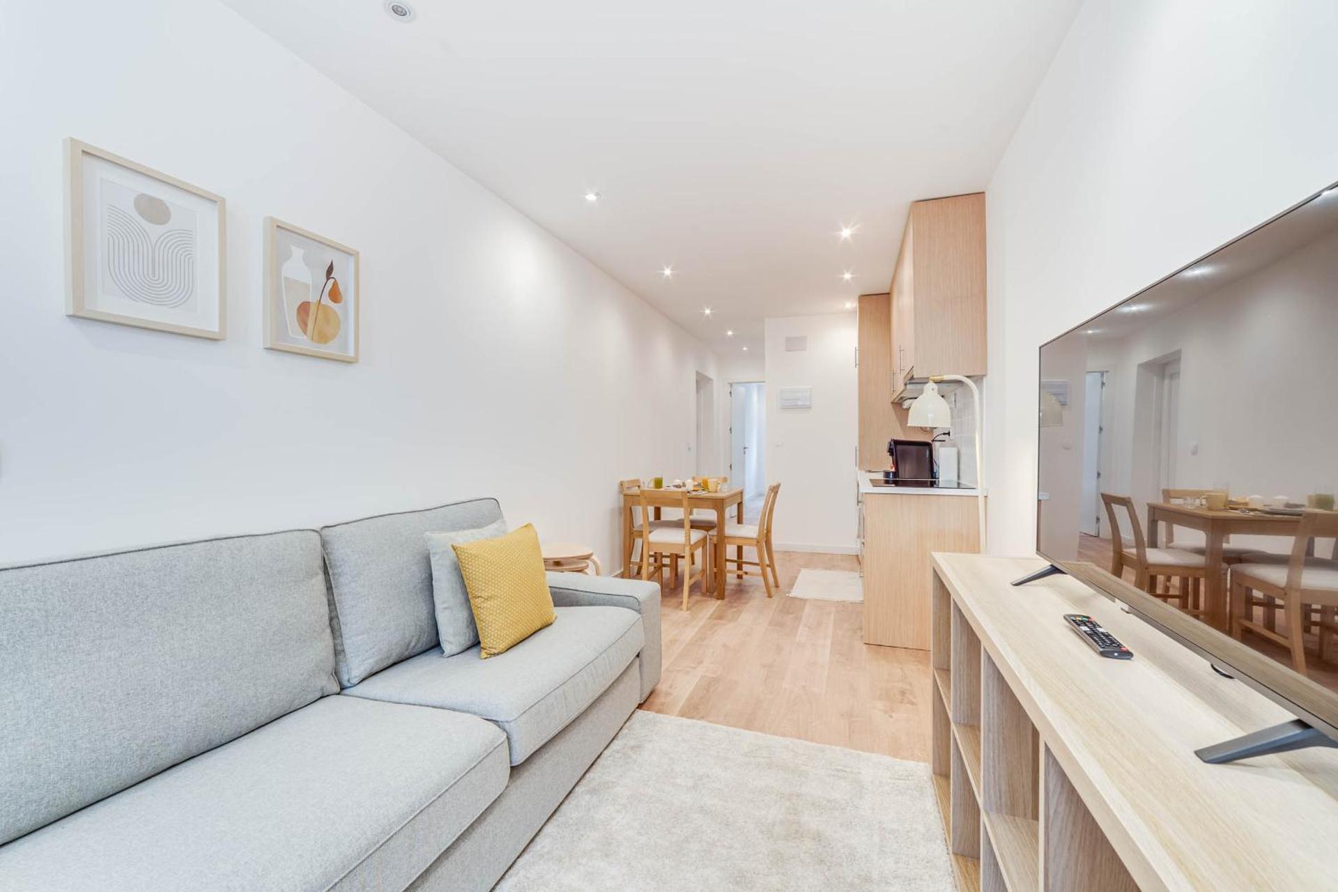 Blue Charm - Campolide Apartments